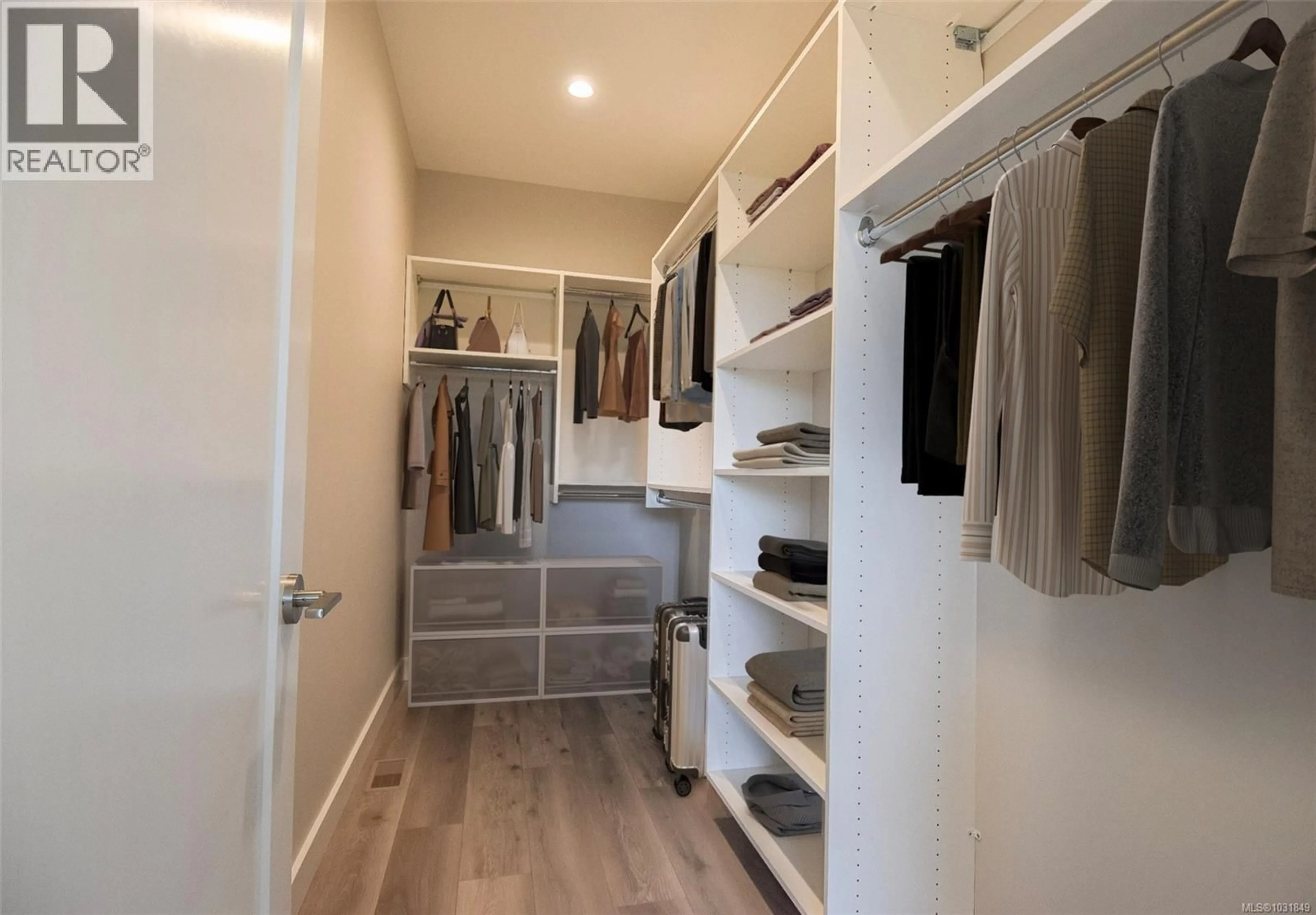 Storage room or clothes room or walk-in closet for 13 - 457 ARIZONA DRIVE, Campbell River British Columbia V9H0E4