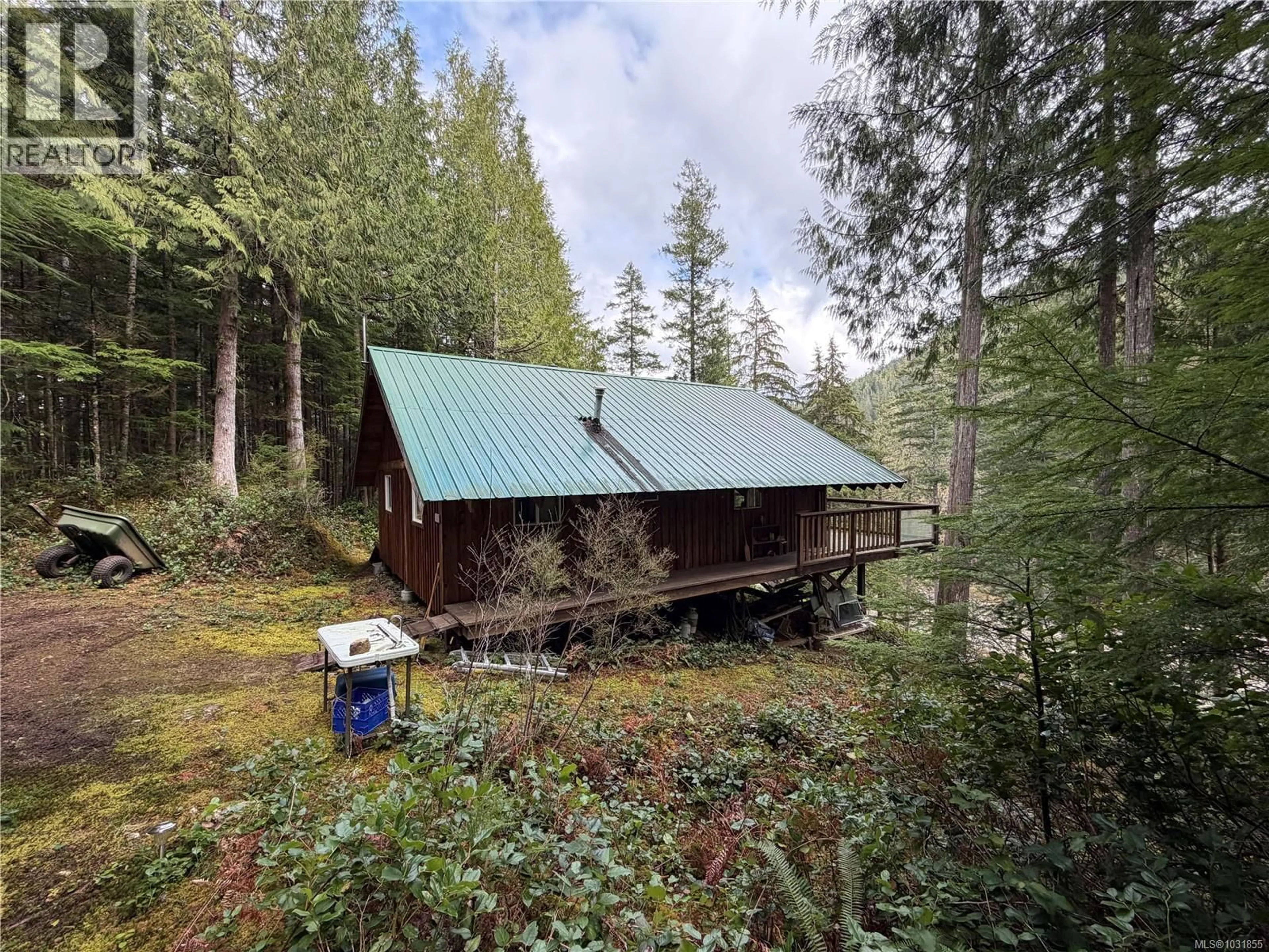 A pic from outside/outdoor area/front of a property/back of a property/a pic from drone, forest/trees view for 58 BUSBY ISLAND, Sonora Island British Columbia V0N3P0