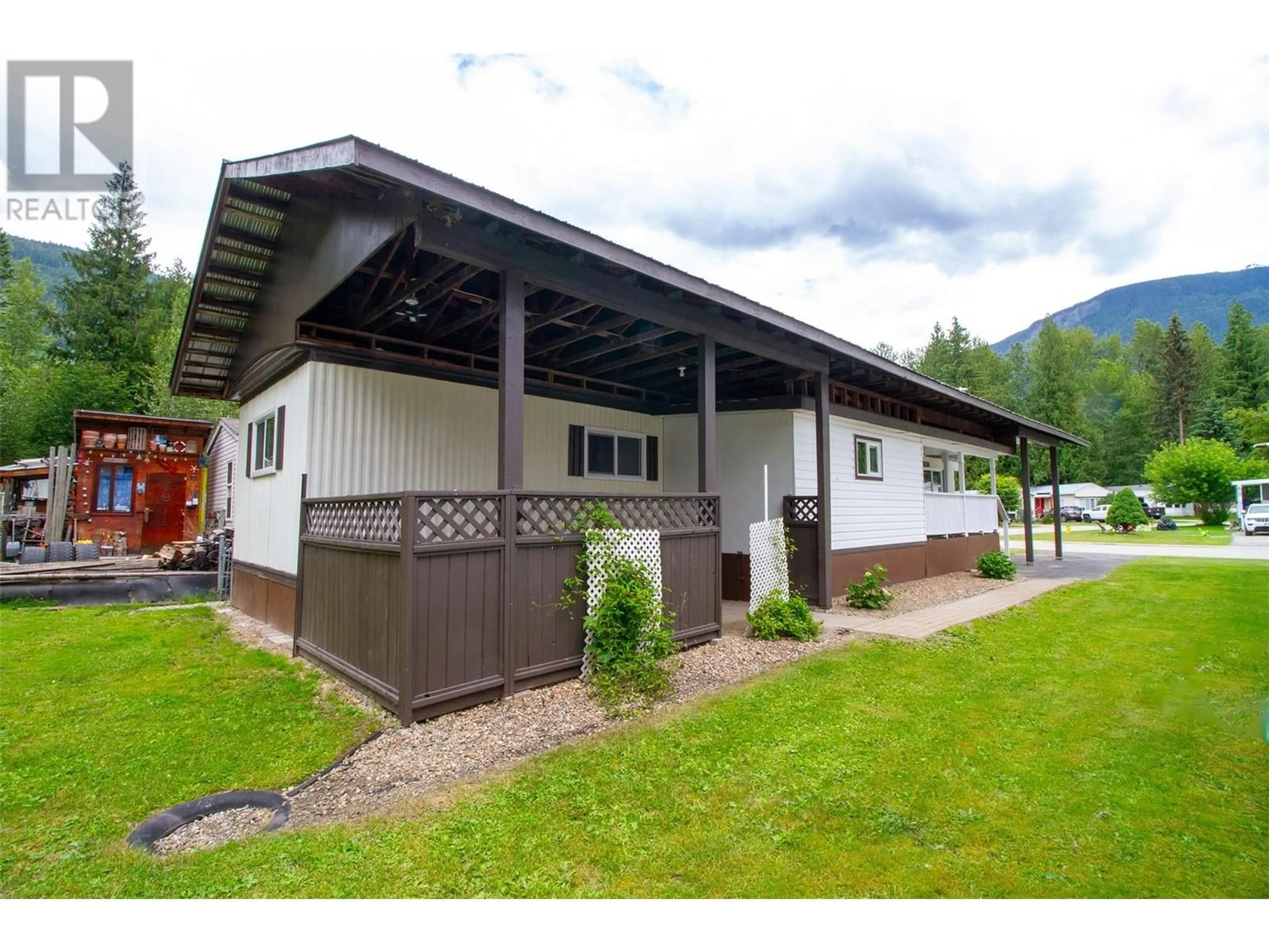 Frontside or backside of a home, cottage for 1200 Oscar Street Unit# 38, Revelstoke British Columbia V0E2S1