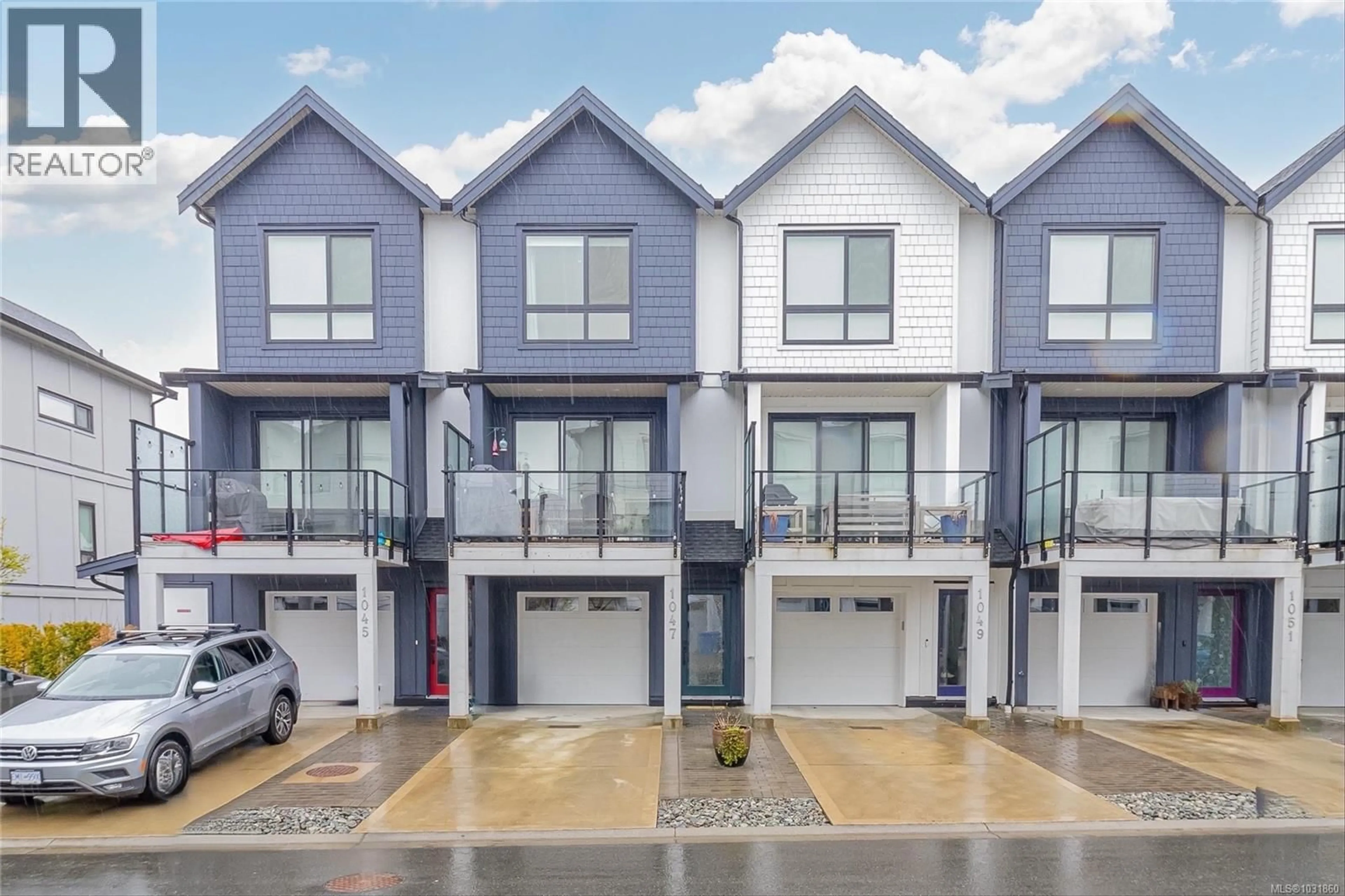 A pic from outside/outdoor area/front of a property/back of a property/a pic from drone, street for 1047 BOXCAR CLOSE, Langford British Columbia V9B0Y4