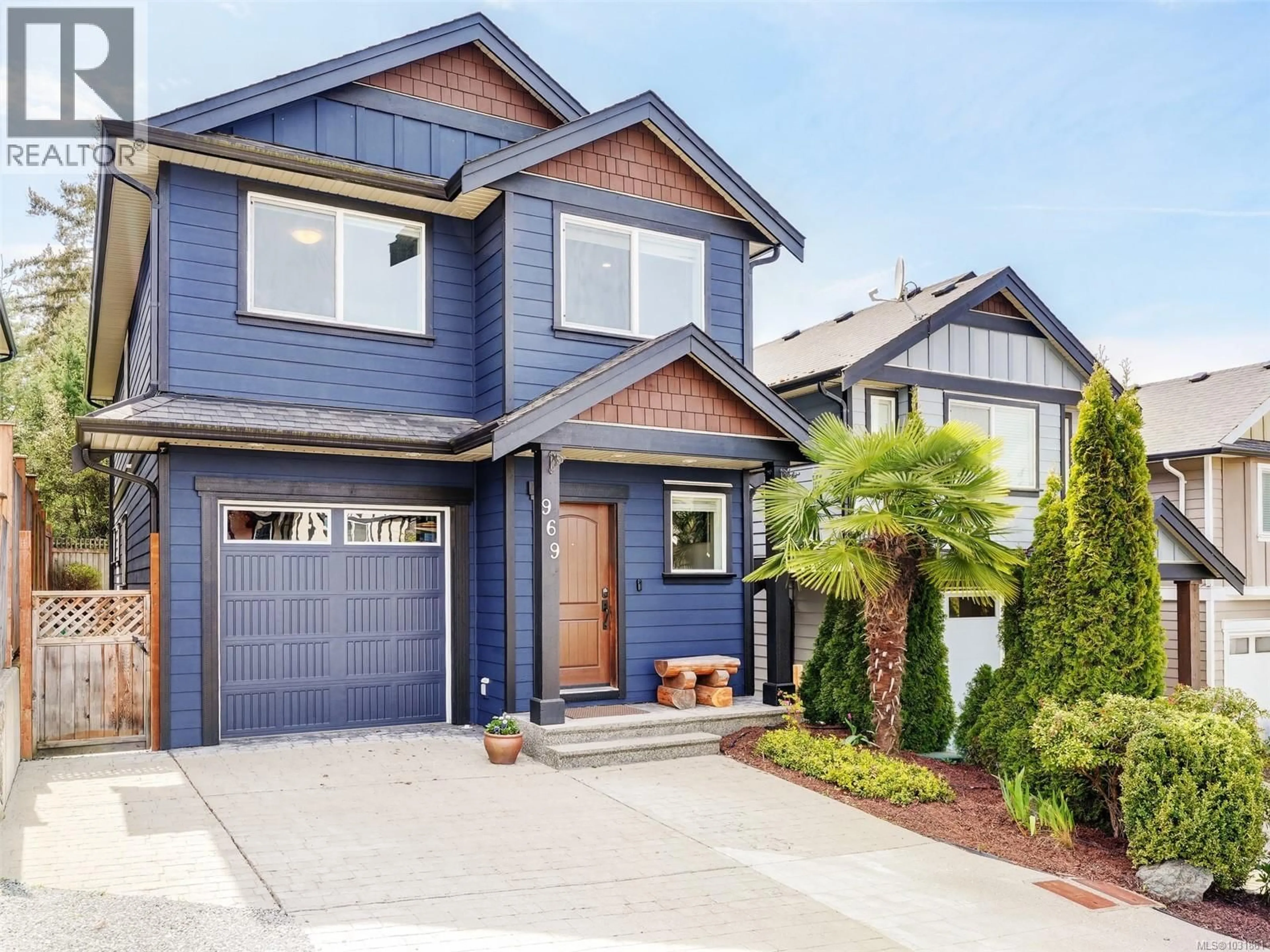 Home with vinyl exterior material, street for 969 TAYBERRY TERRACE, Langford British Columbia V9C0E4