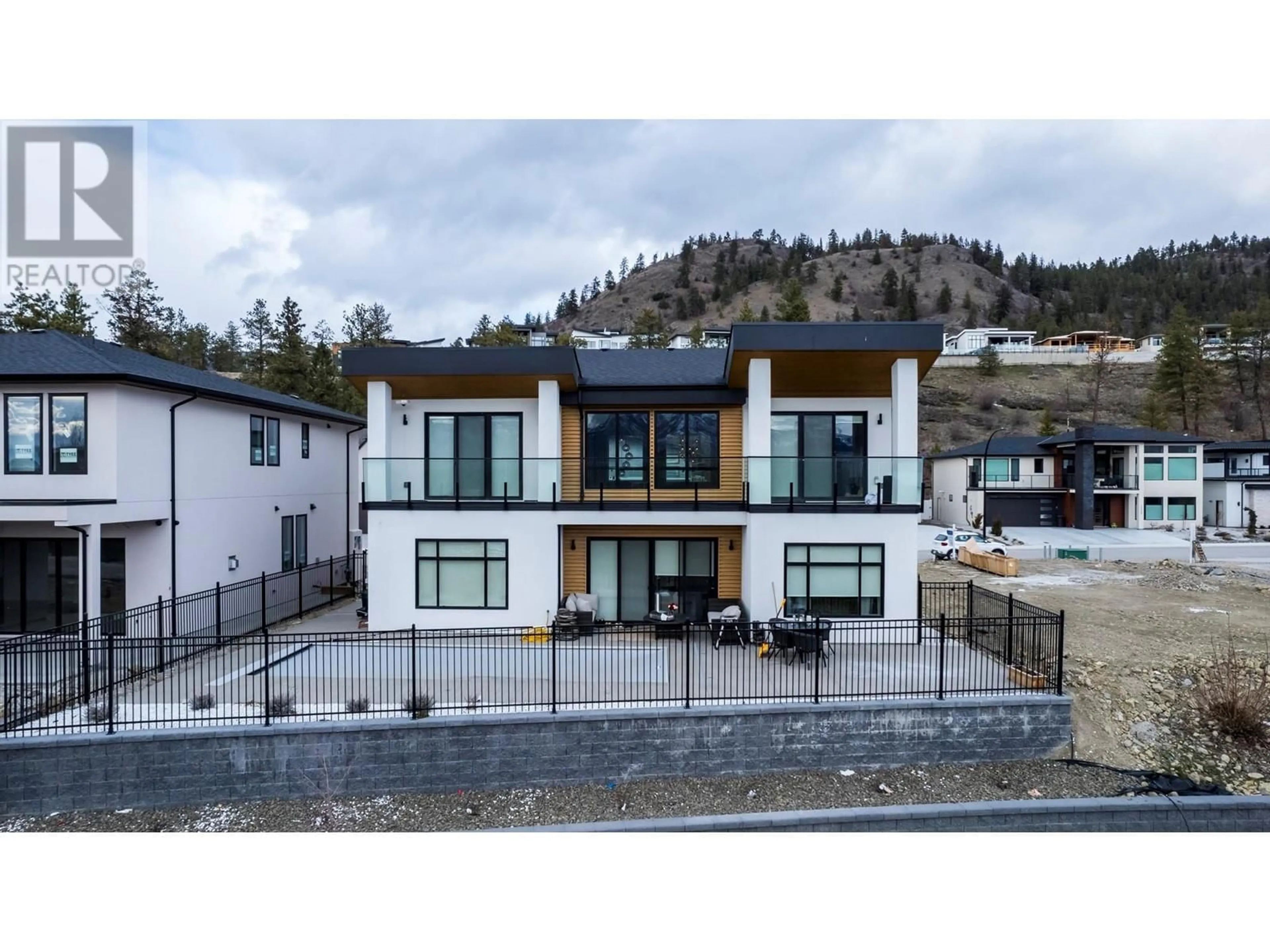 Frontside or backside of a home for 1579 Malbec Crescent, West Kelowna British Columbia V4T3B5