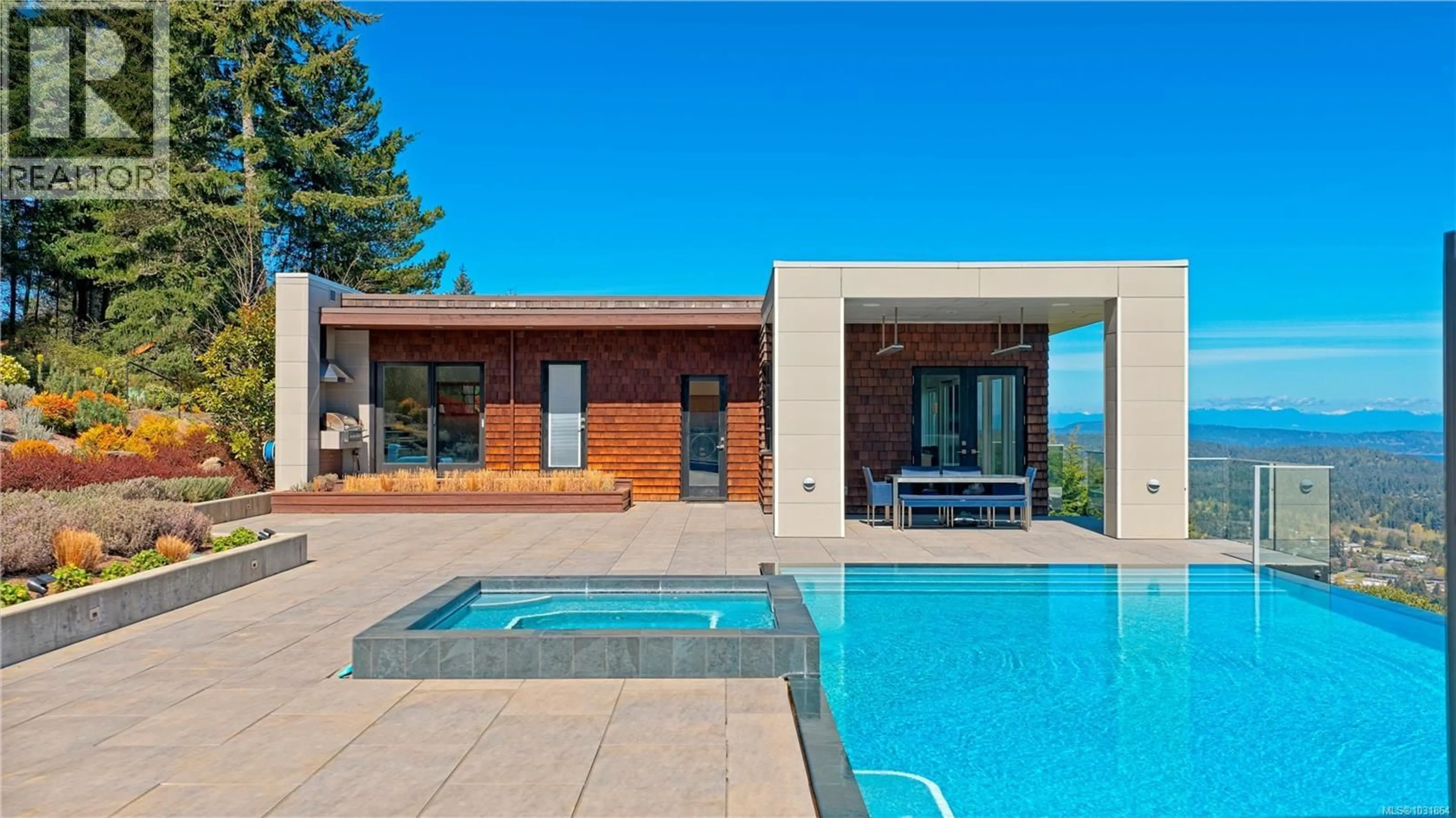 Pool for 136 WILKIE WAY, Salt Spring British Columbia V8K1E6