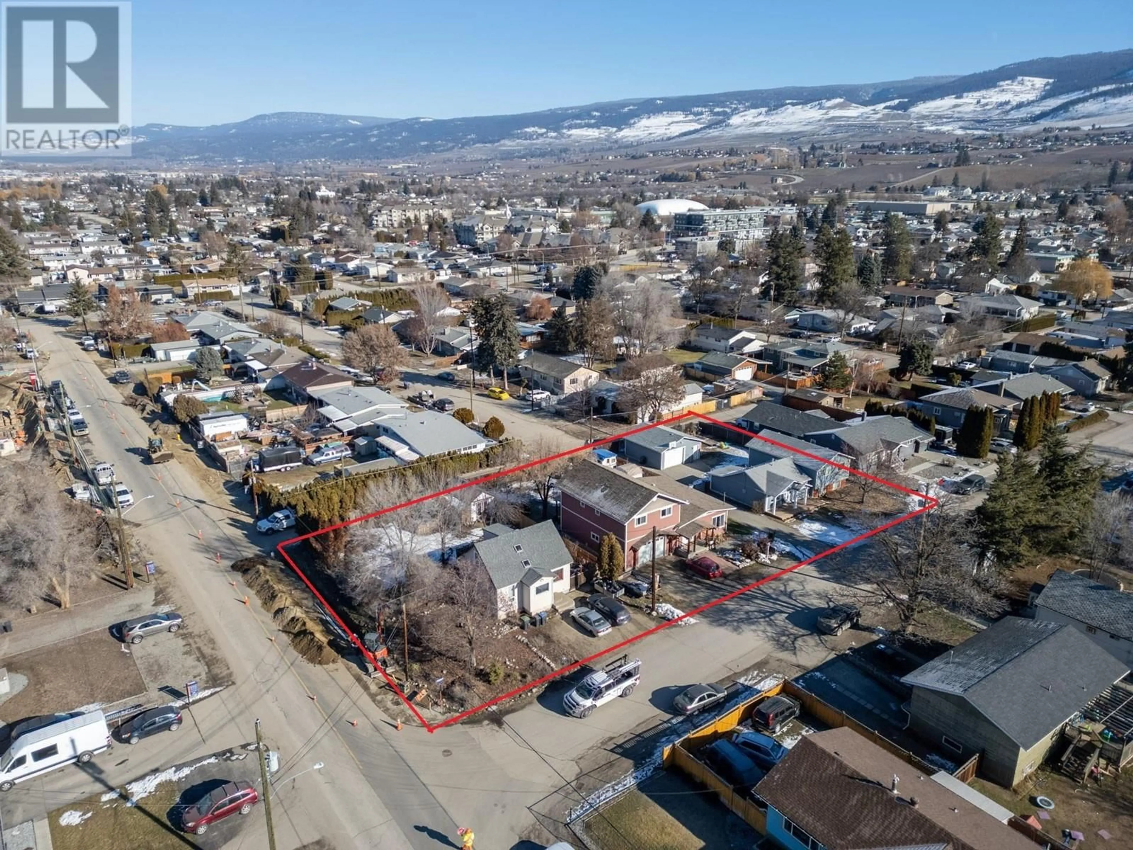 A pic from exterior of the house or condo, the street view for 290 Ponto Road, Kelowna British Columbia V1X2G1