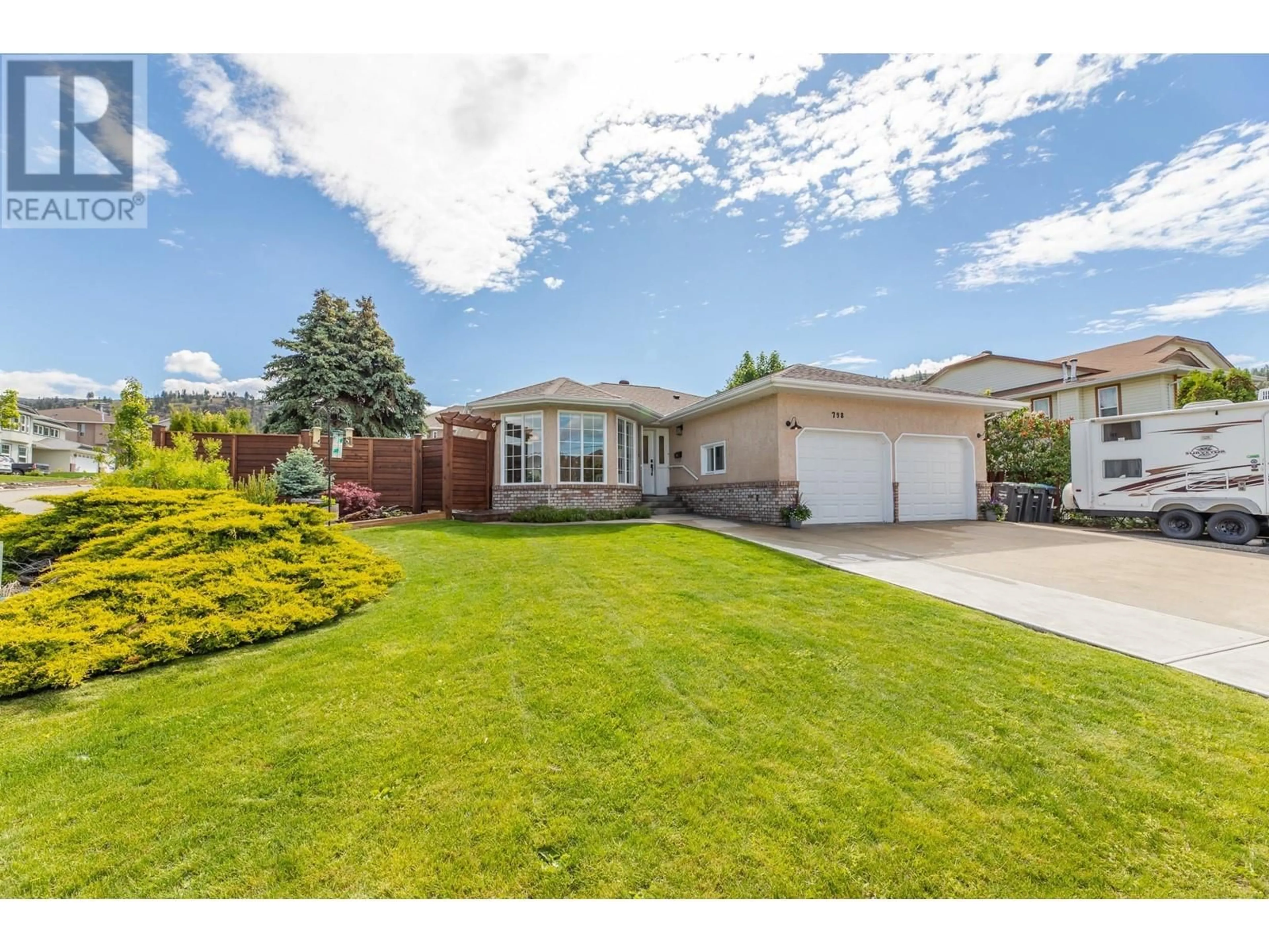 Frontside or backside of a home for 798 ARMSTRONG Drive, Penticton British Columbia V2A8E6