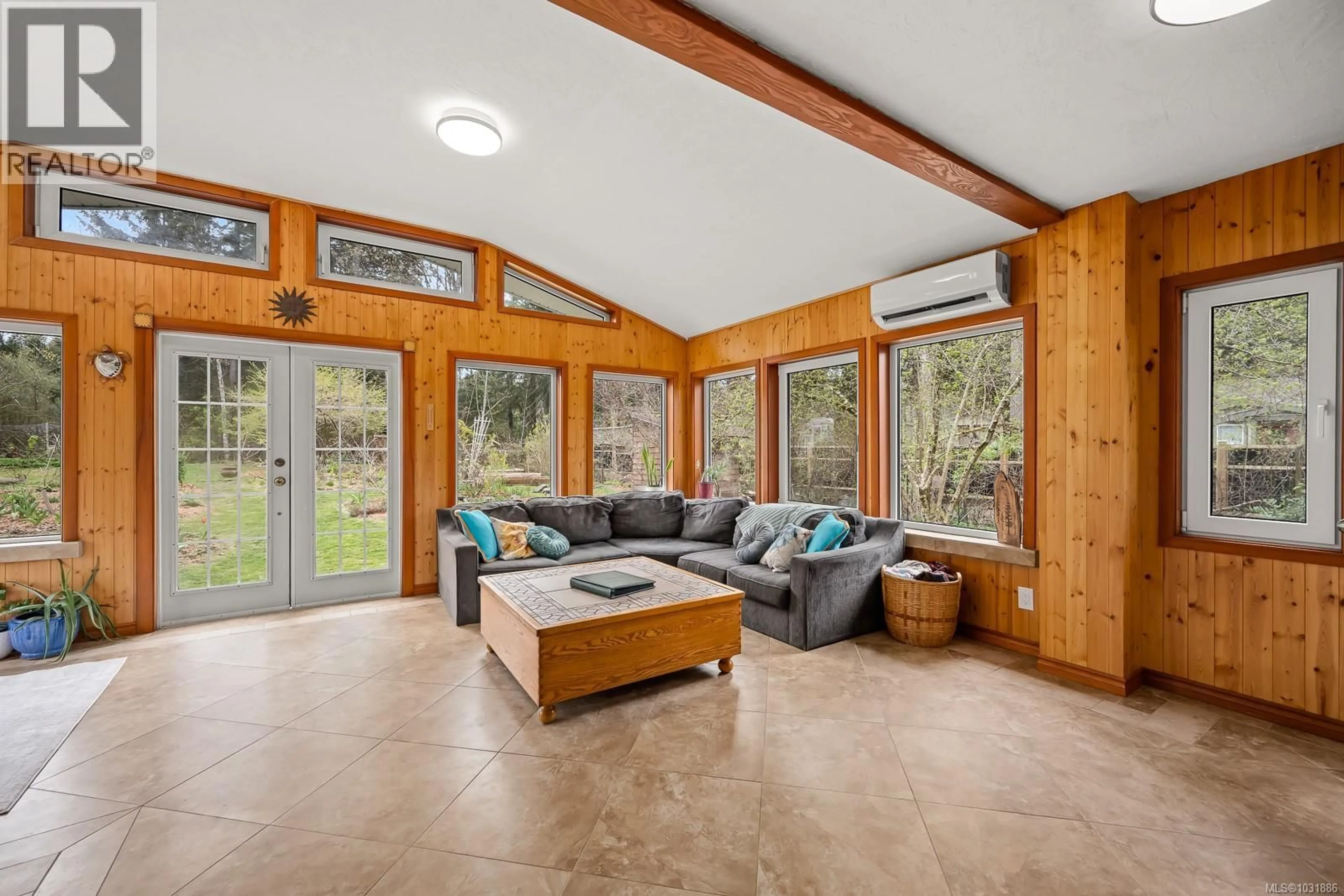 Living room with furniture, unknown for 2491 OAKES ROAD, Black Creek British Columbia V9J1J1