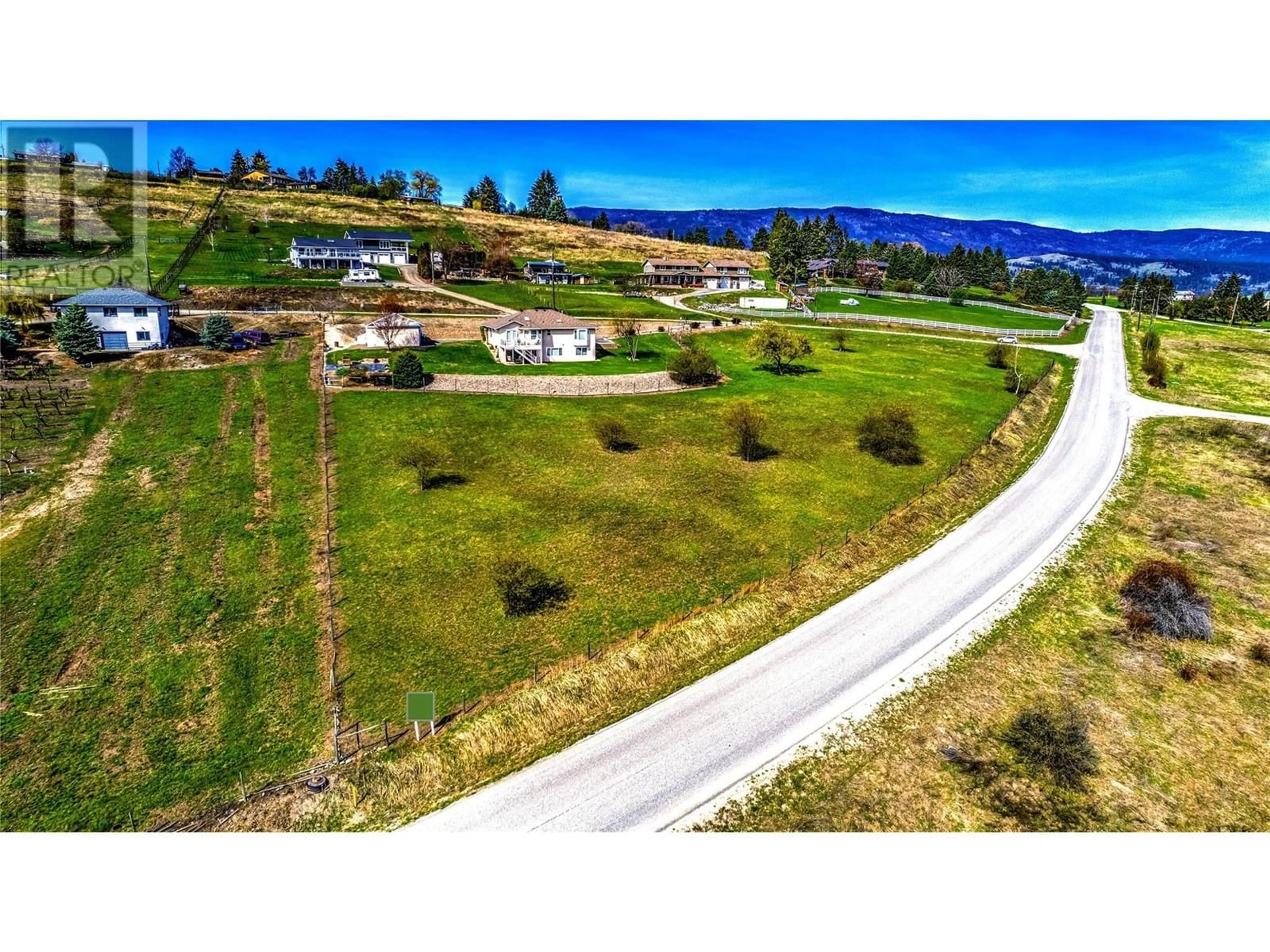 Street view for 130 Overlook Place, Vernon British Columbia V1H1X1