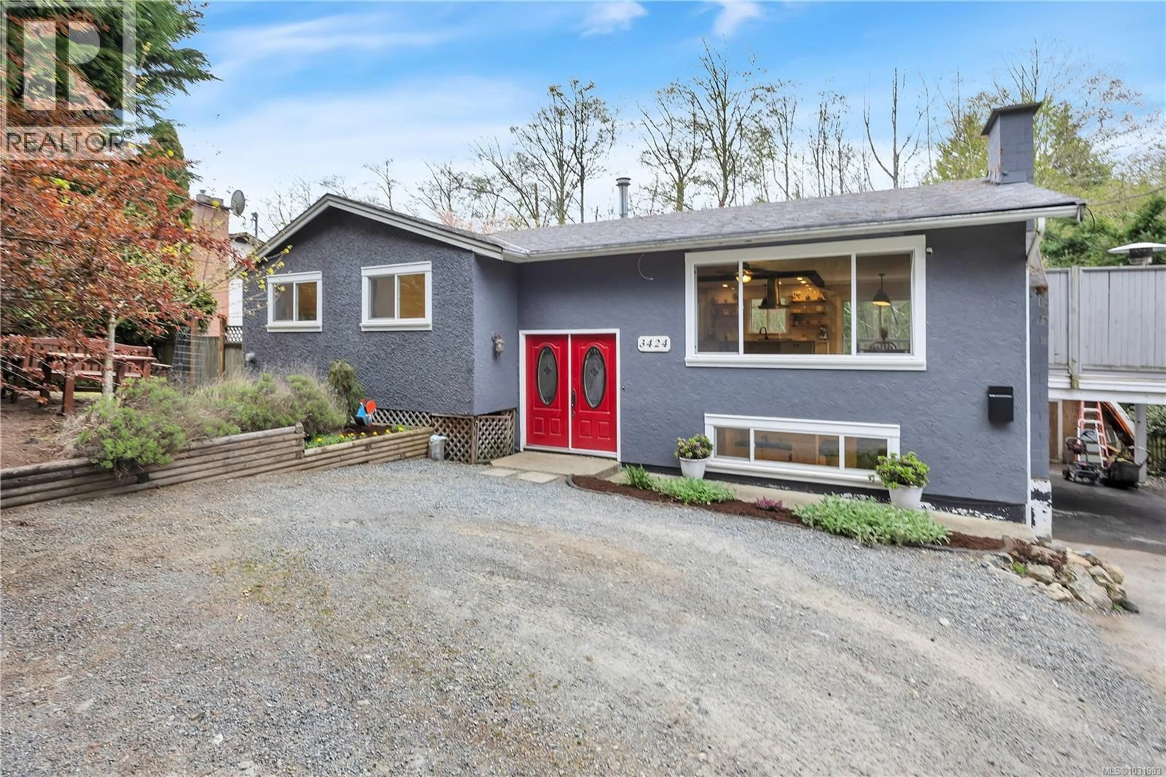 Home with vinyl exterior material, street for 3424 HAMMOND BAY ROAD, Nanaimo British Columbia V9T1E6