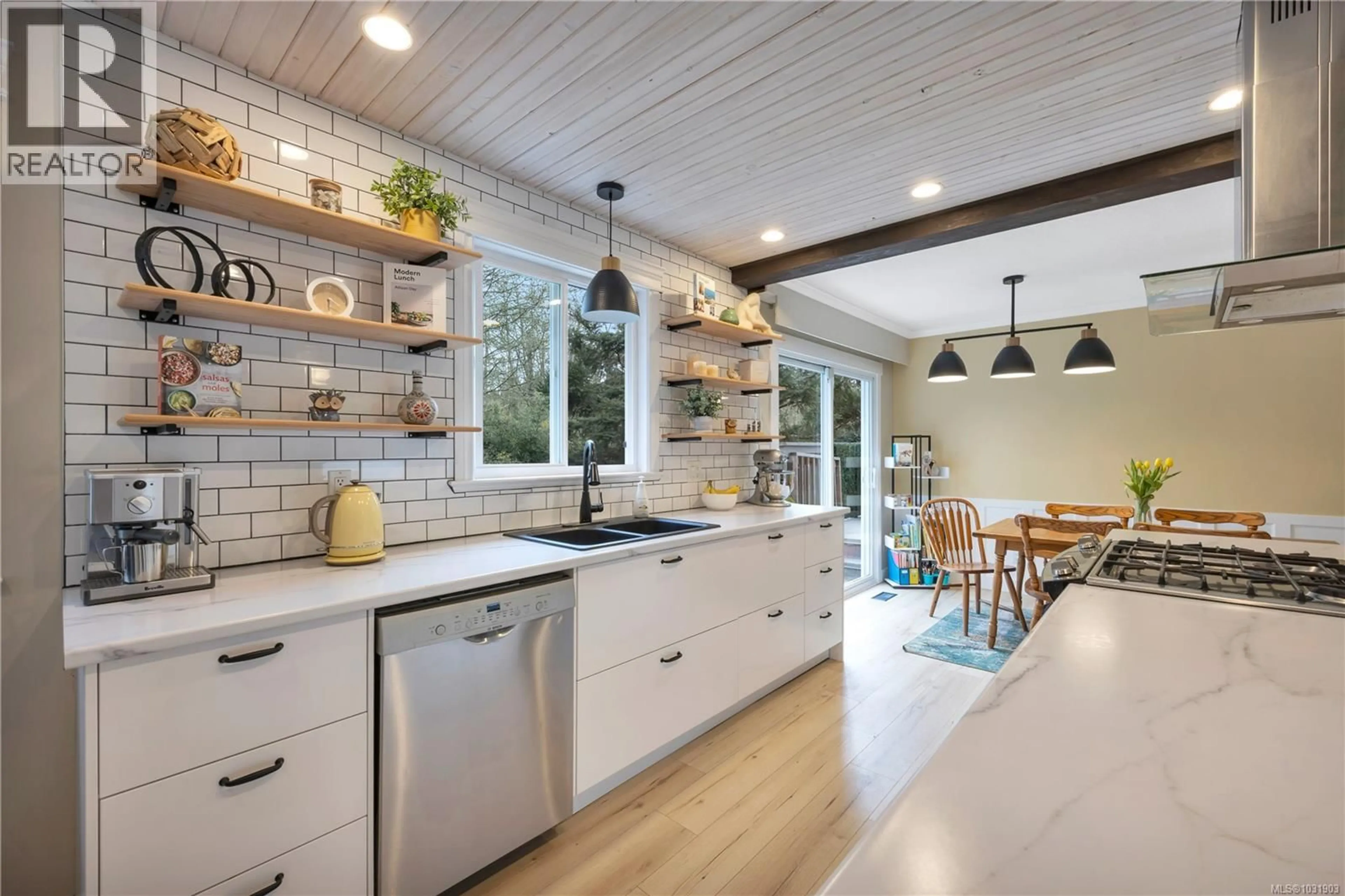 Open concept kitchen, ceramic/tile floor for 3424 HAMMOND BAY ROAD, Nanaimo British Columbia V9T1E6