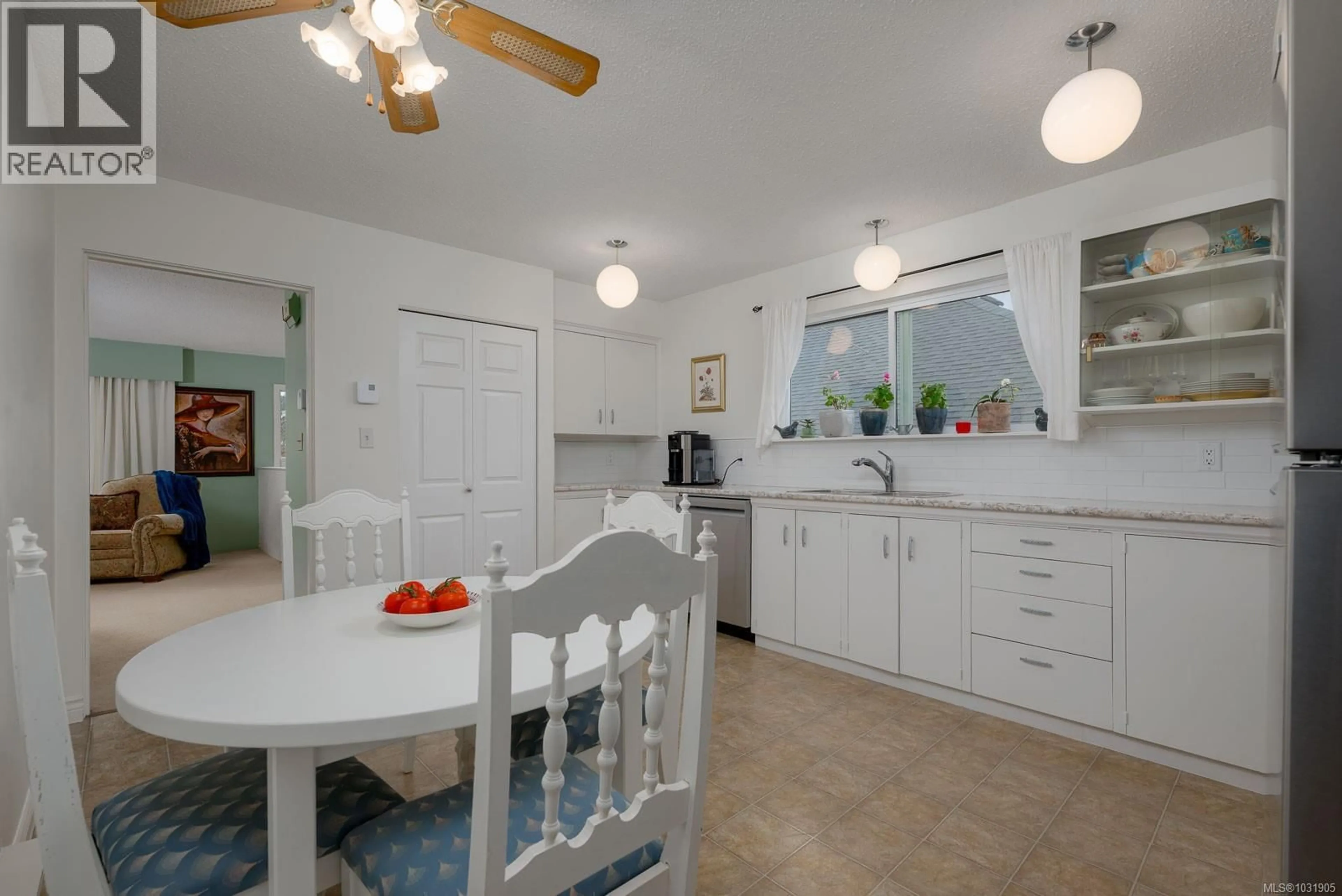 Open concept kitchen, ceramic/tile floor for 2640 3RD AVENUE, Port Alberni British Columbia V9Y2B4