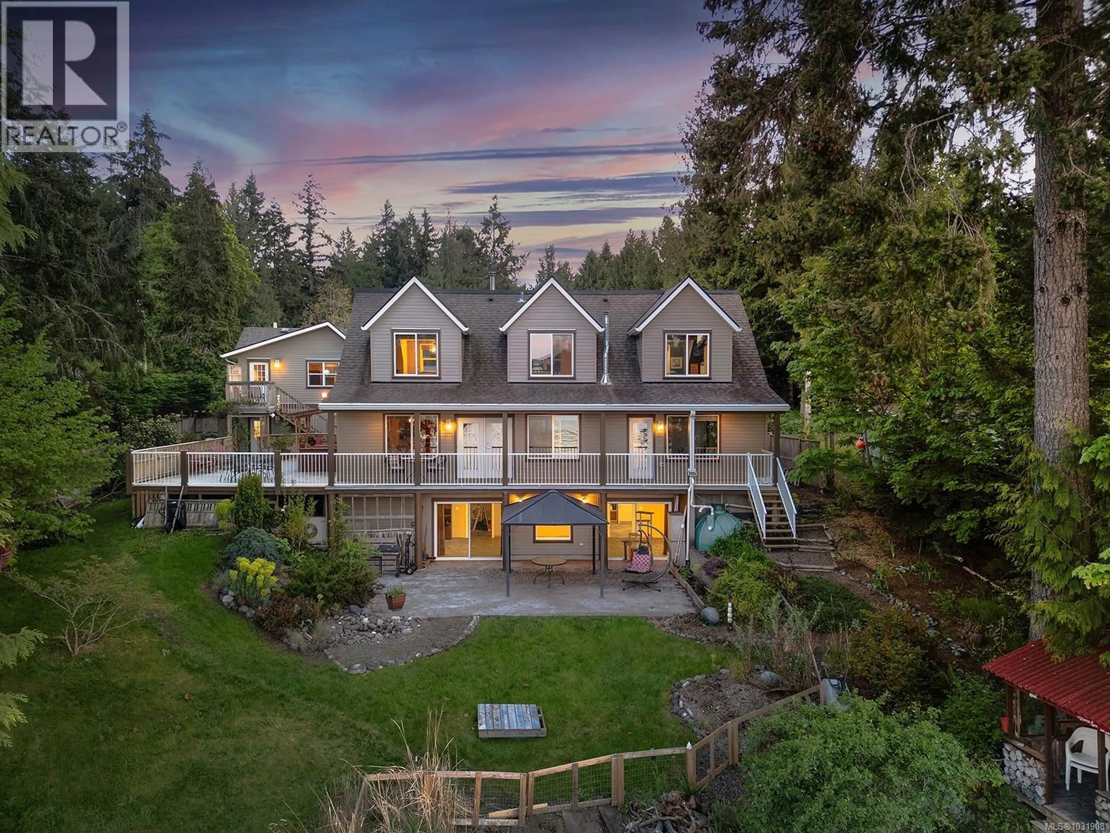 A pic from outside/outdoor area/front of a property/back of a property/a pic from drone, unknown for 7820 SHIPS POINT ROAD, Fanny Bay British Columbia V0R1W0