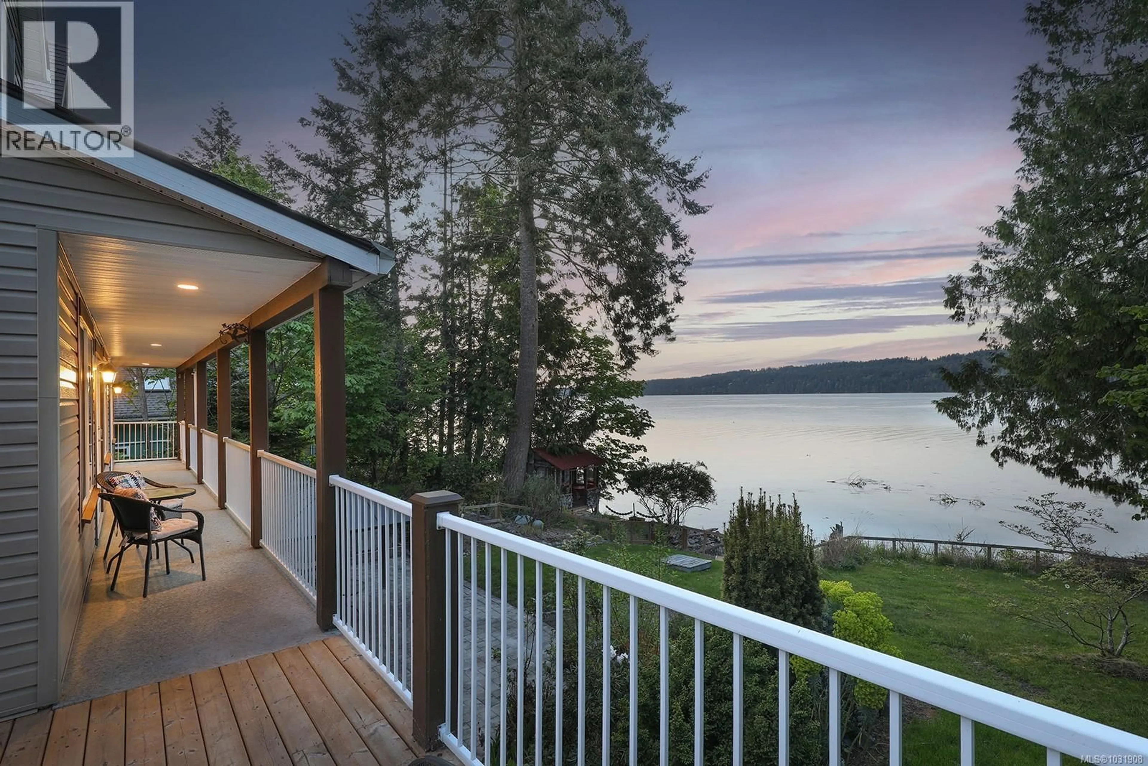 Patio, water/lake/river/ocean view for 7820 SHIPS POINT ROAD, Fanny Bay British Columbia V0R1W0