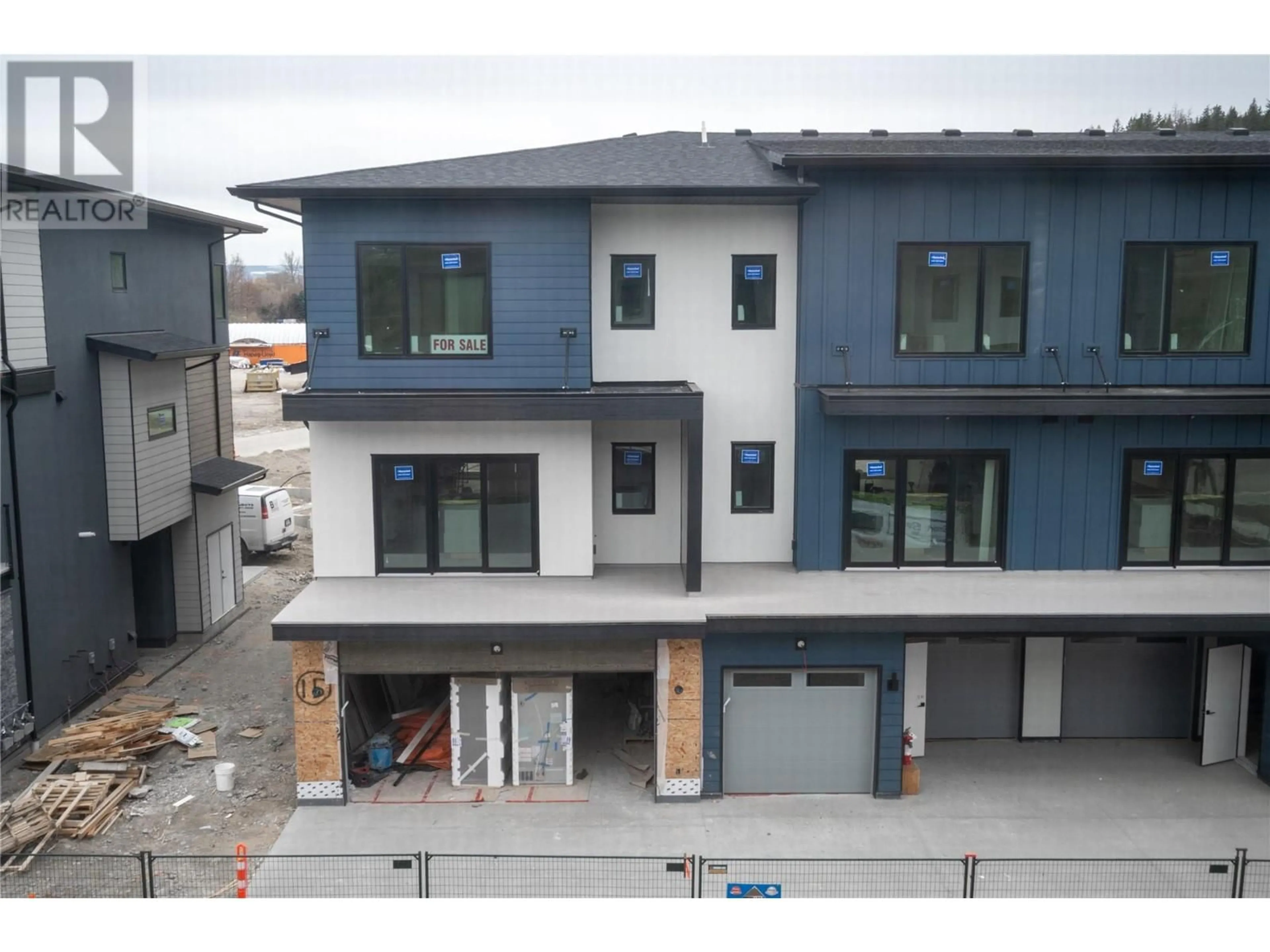 A pic from outside/outdoor area/front of a property/back of a property/a pic from drone, building for 15 - 11451 ETHERIDGE ROAD, Lake Country British Columbia V4V0C3