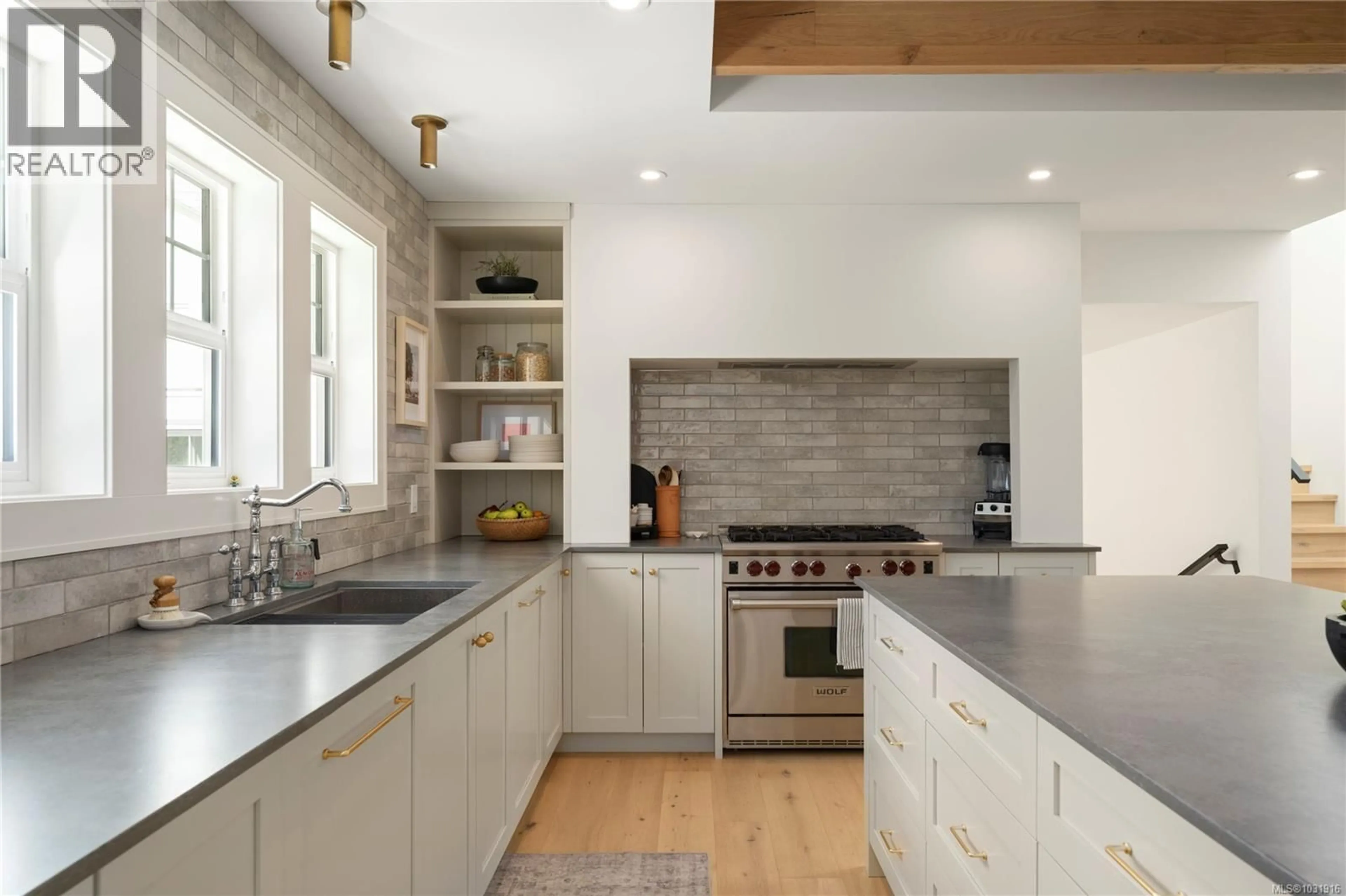 Contemporary kitchen, ceramic/tile floor for 7549 ANDREA CRESCENT, Lantzville British Columbia V0R2H0