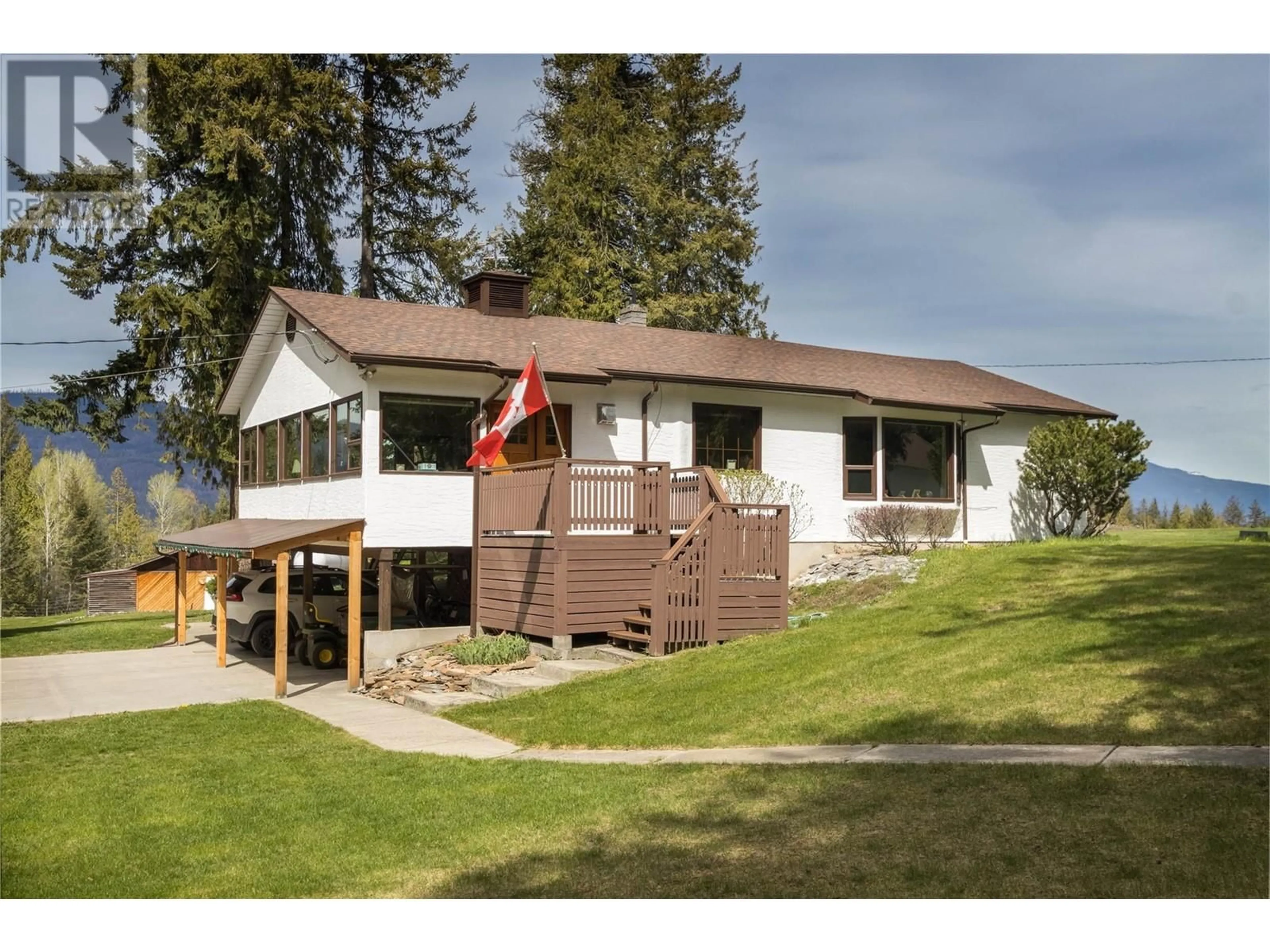 Frontside or backside of a home for 929 Dilworth Road, Sorrento British Columbia V0E2W1