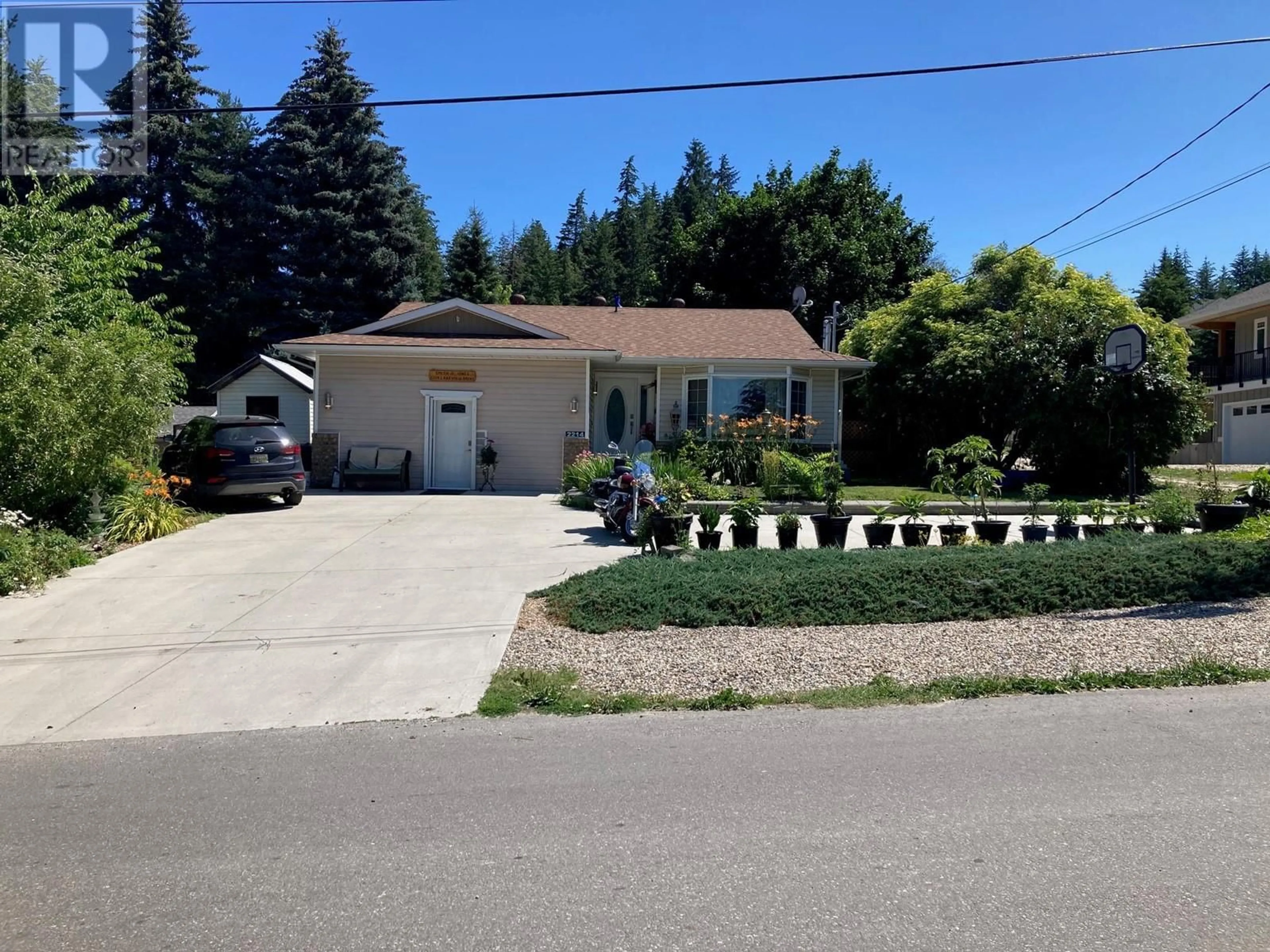 Frontside or backside of a home, the street view for 2214 Lakeview Drive, Blind Bay British Columbia V0E2W2