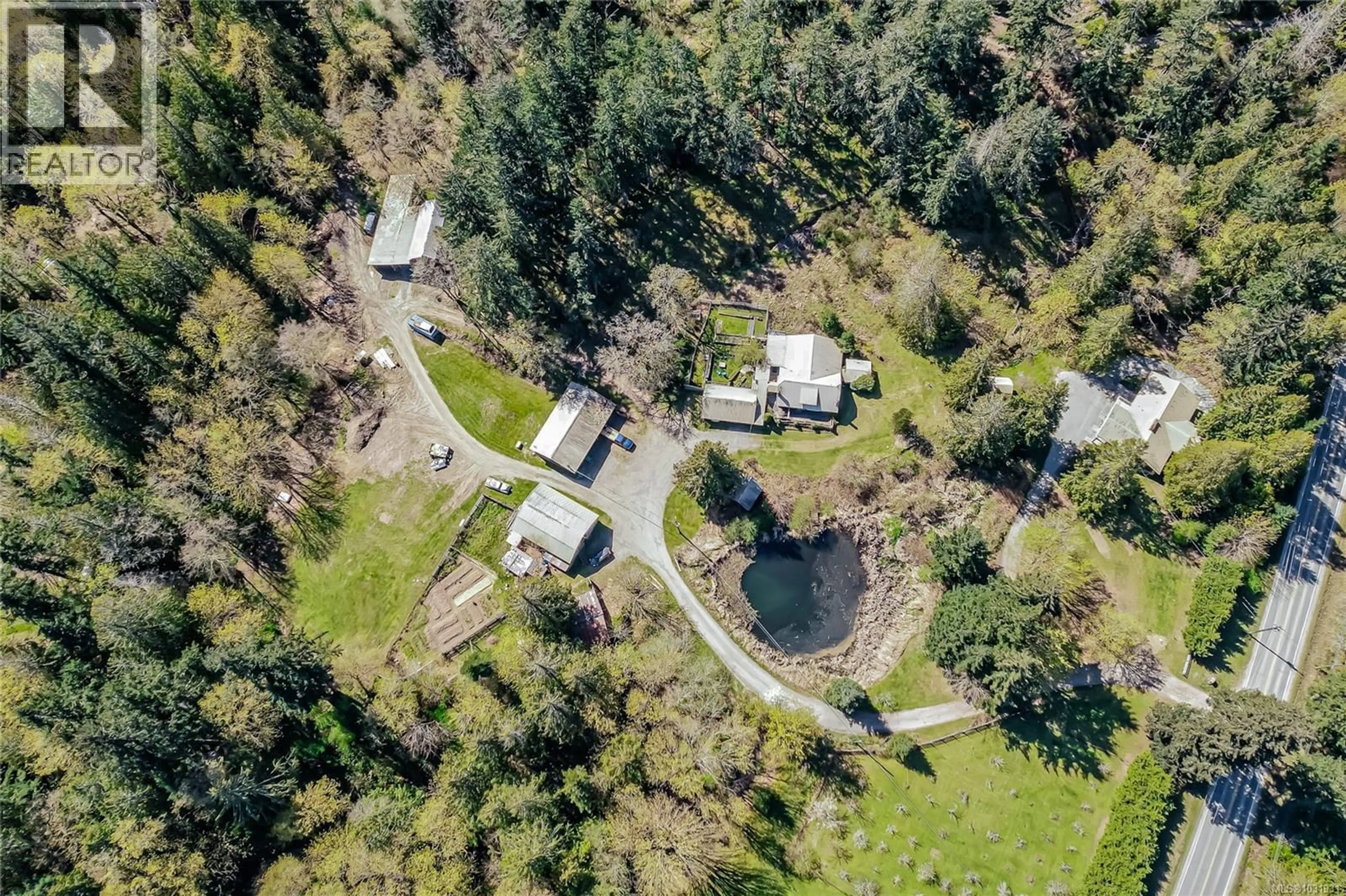 A pic from outside/outdoor area/front of a property/back of a property/a pic from drone, unknown for 1671 FULFORD-GANGES ROAD, Salt Spring British Columbia V8K2A8