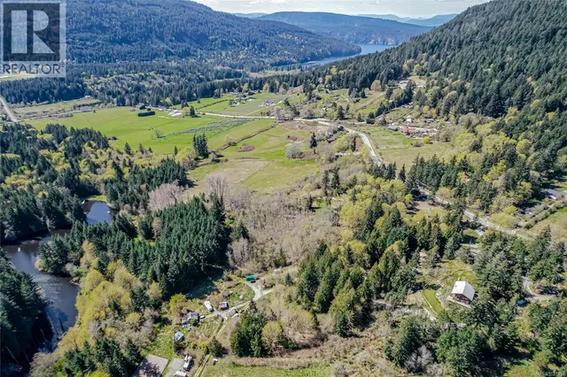 1671 FULFORD-GANGES ROAD, Salt Spring 5