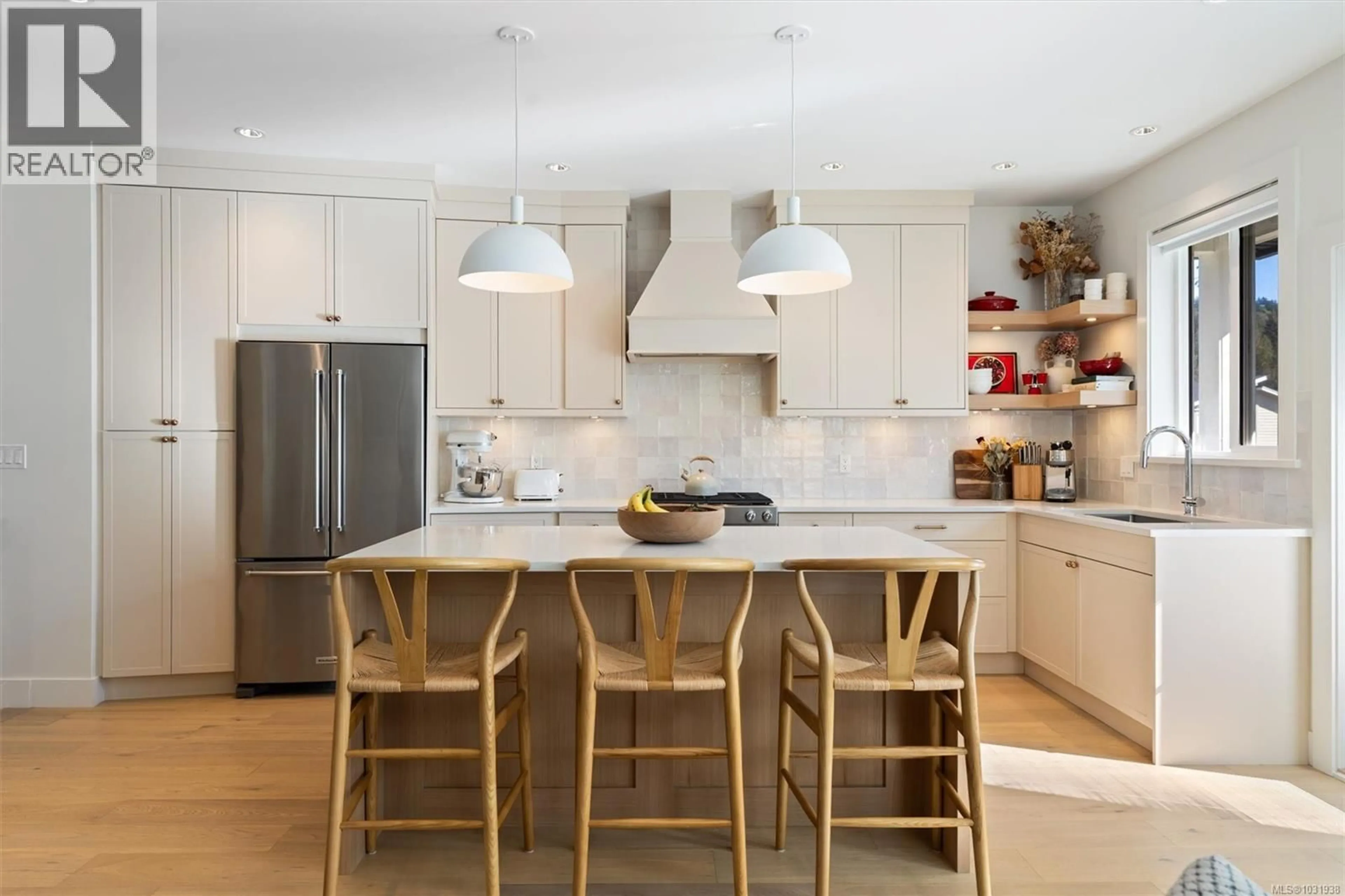 Contemporary kitchen, ceramic/tile floor for 973 ISABELL AVENUE, Langford British Columbia V9C2N2