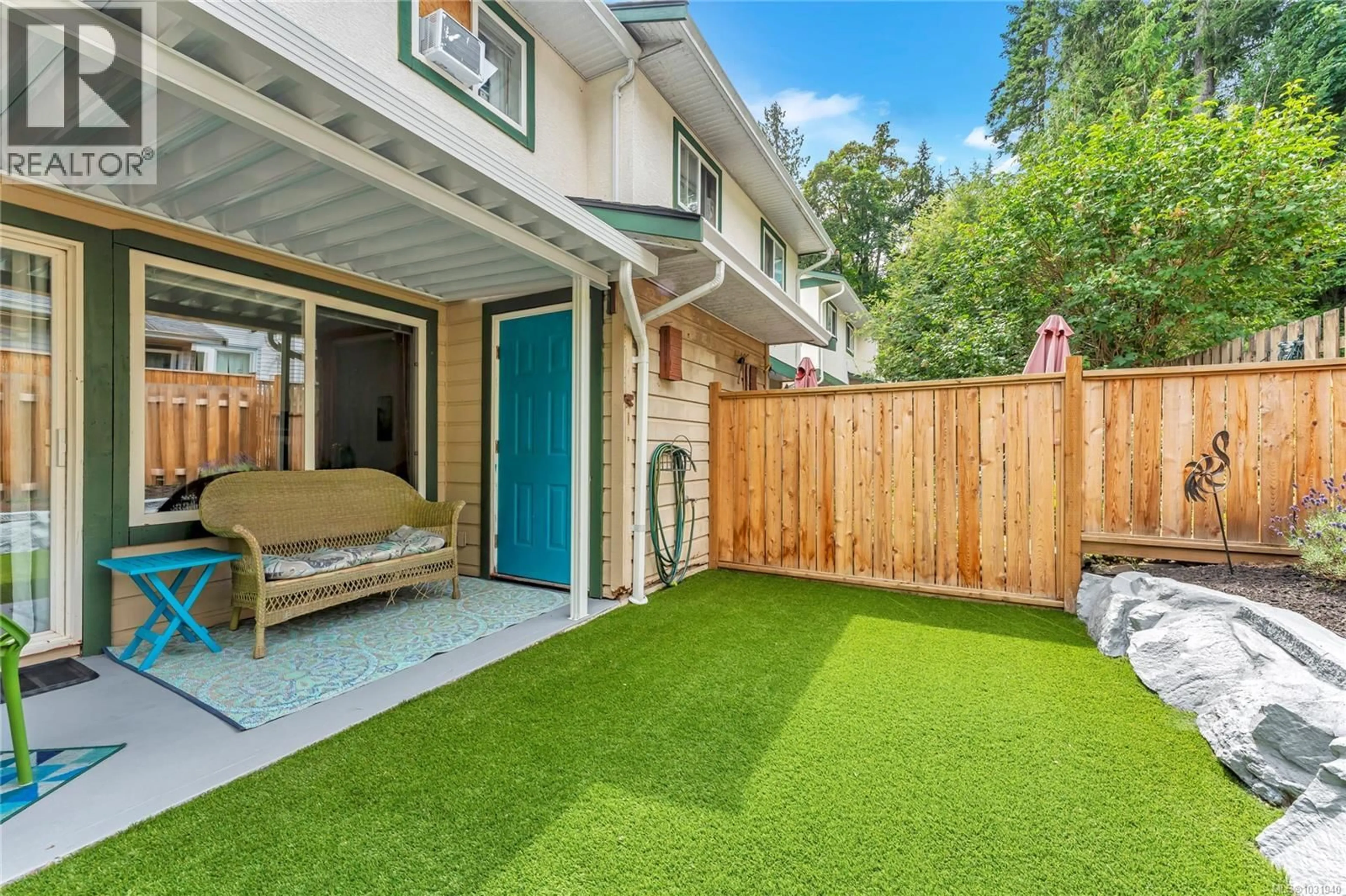 Patio, street for 7 - 3242 COWICHAN LAKE ROAD, Duncan British Columbia V9L4B9