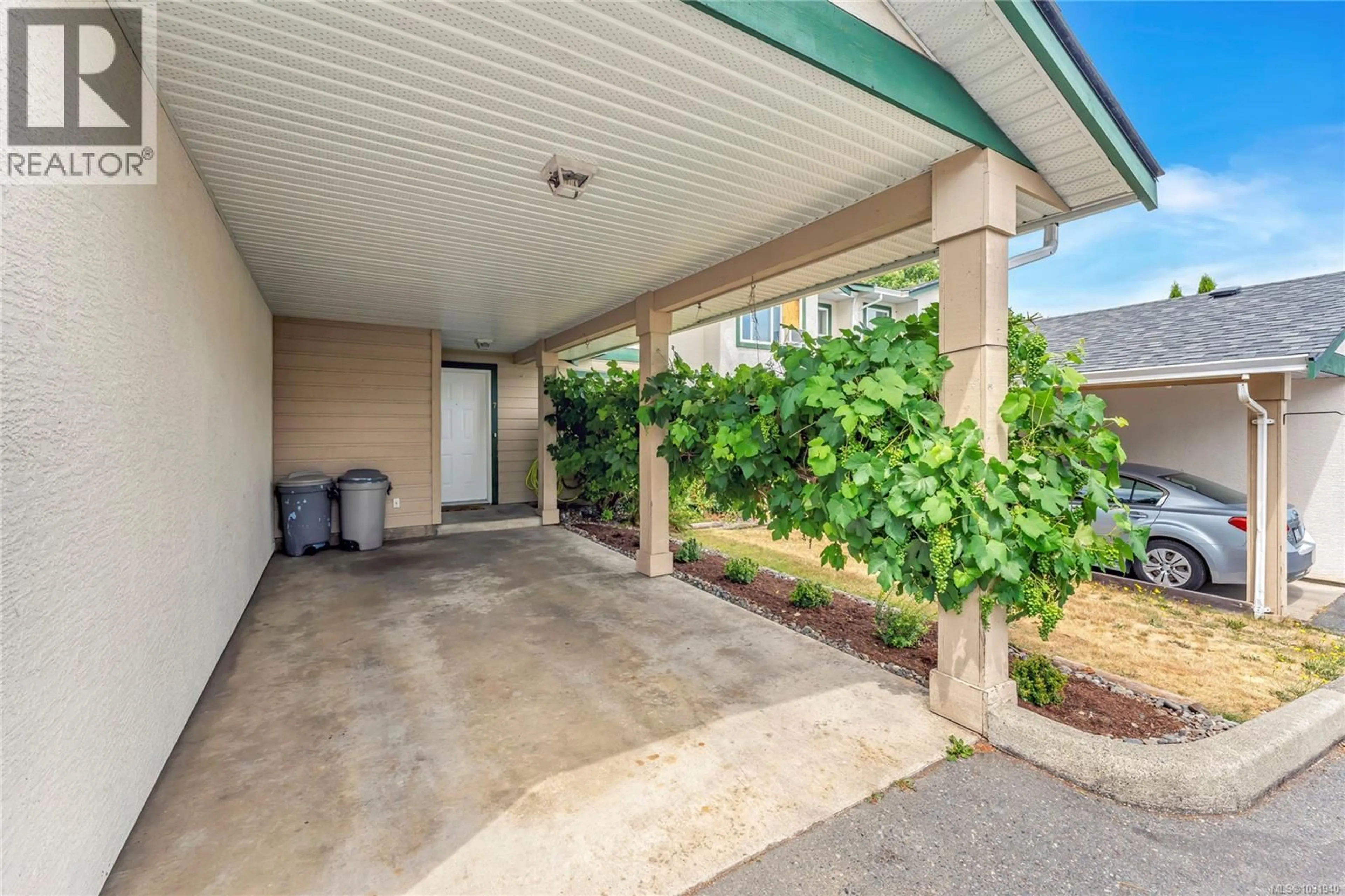 Patio, street for 7 - 3242 COWICHAN LAKE ROAD, Duncan British Columbia V9L4B9