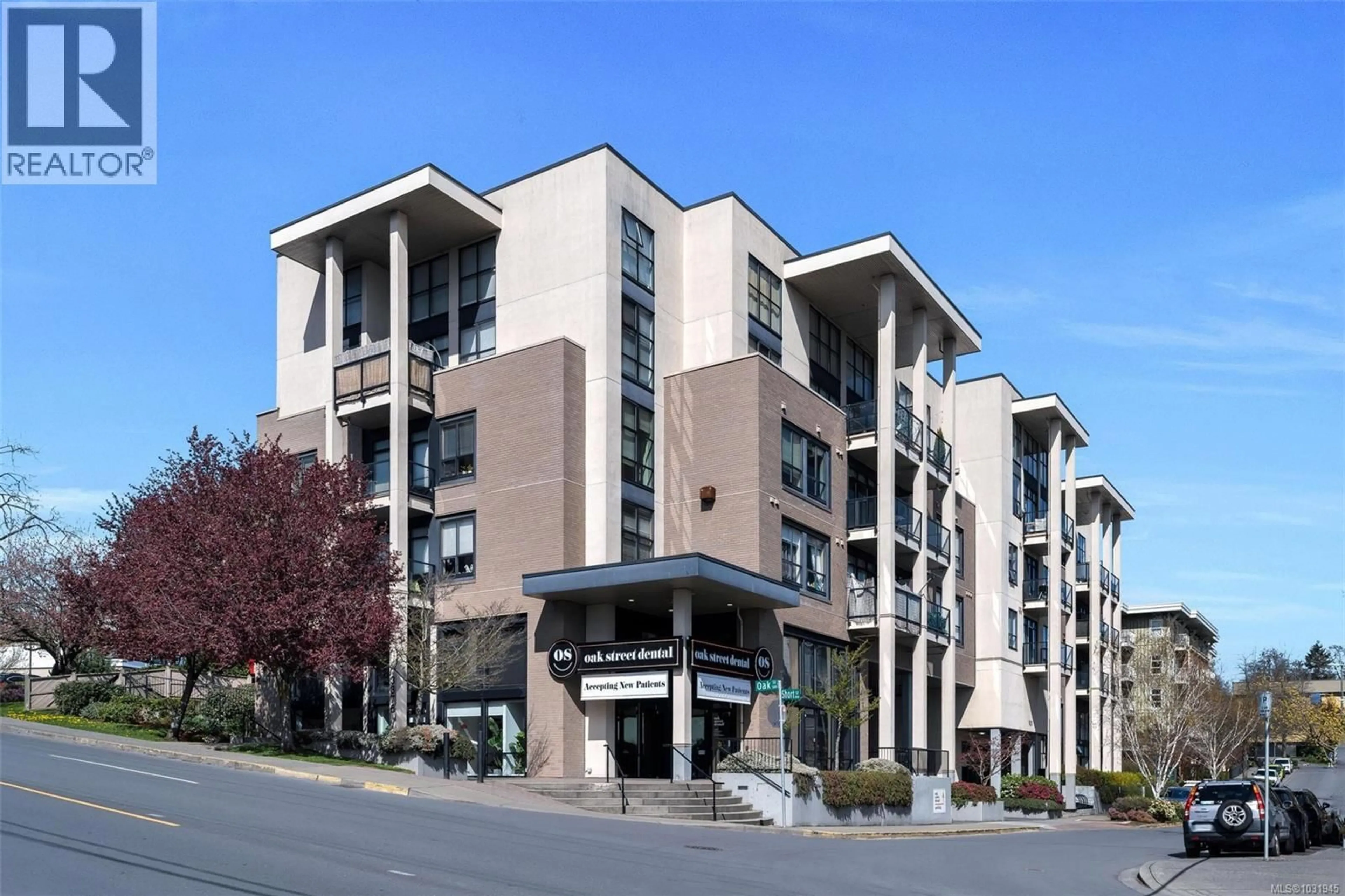 Unknown for 205 - 820 SHORT STREET, Saanich British Columbia V8X2V6