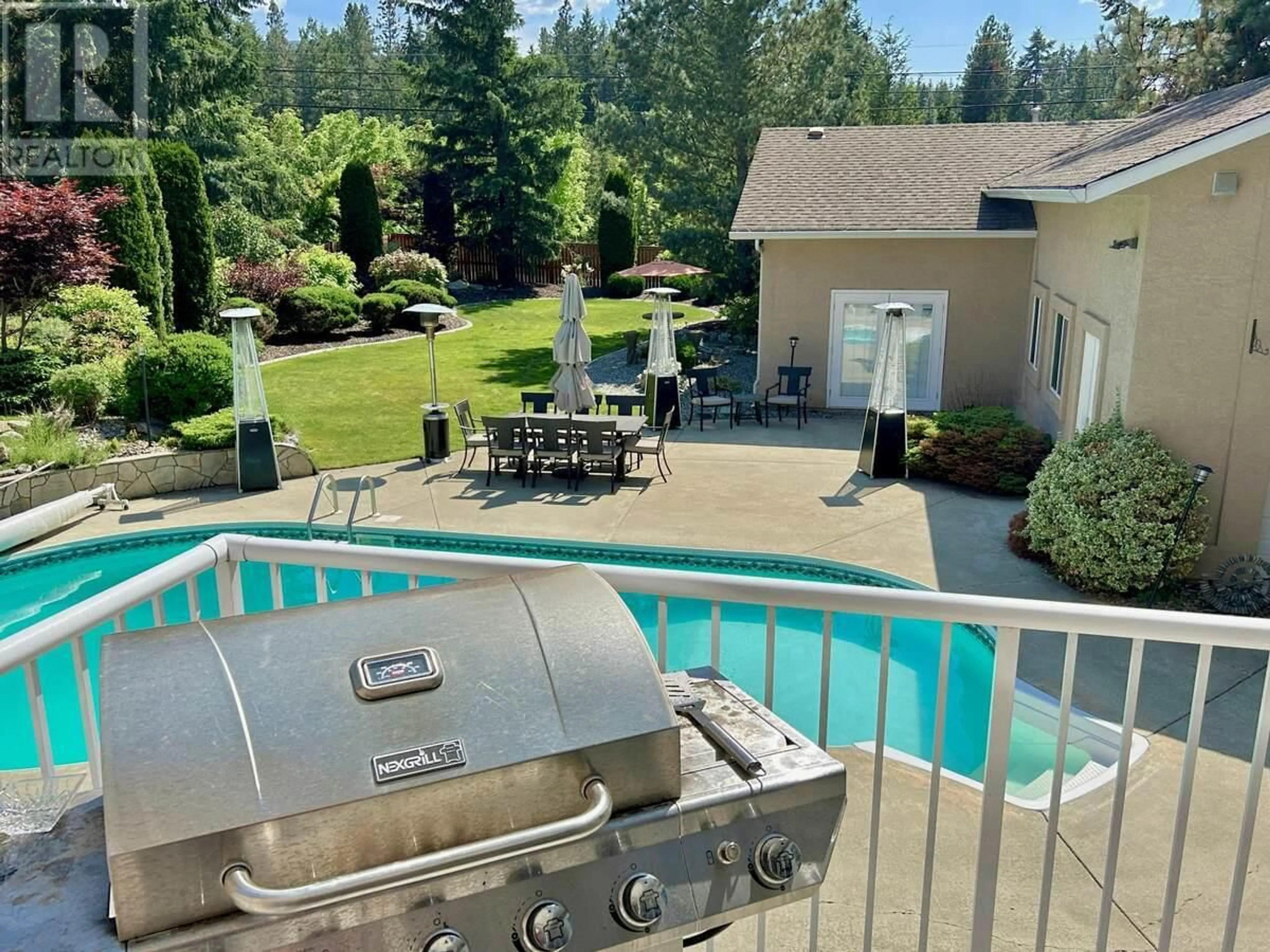 Patio, water/lake/river/ocean view for 3911 LAKEVALE PLACE, Kelowna British Columbia V1W3Z5