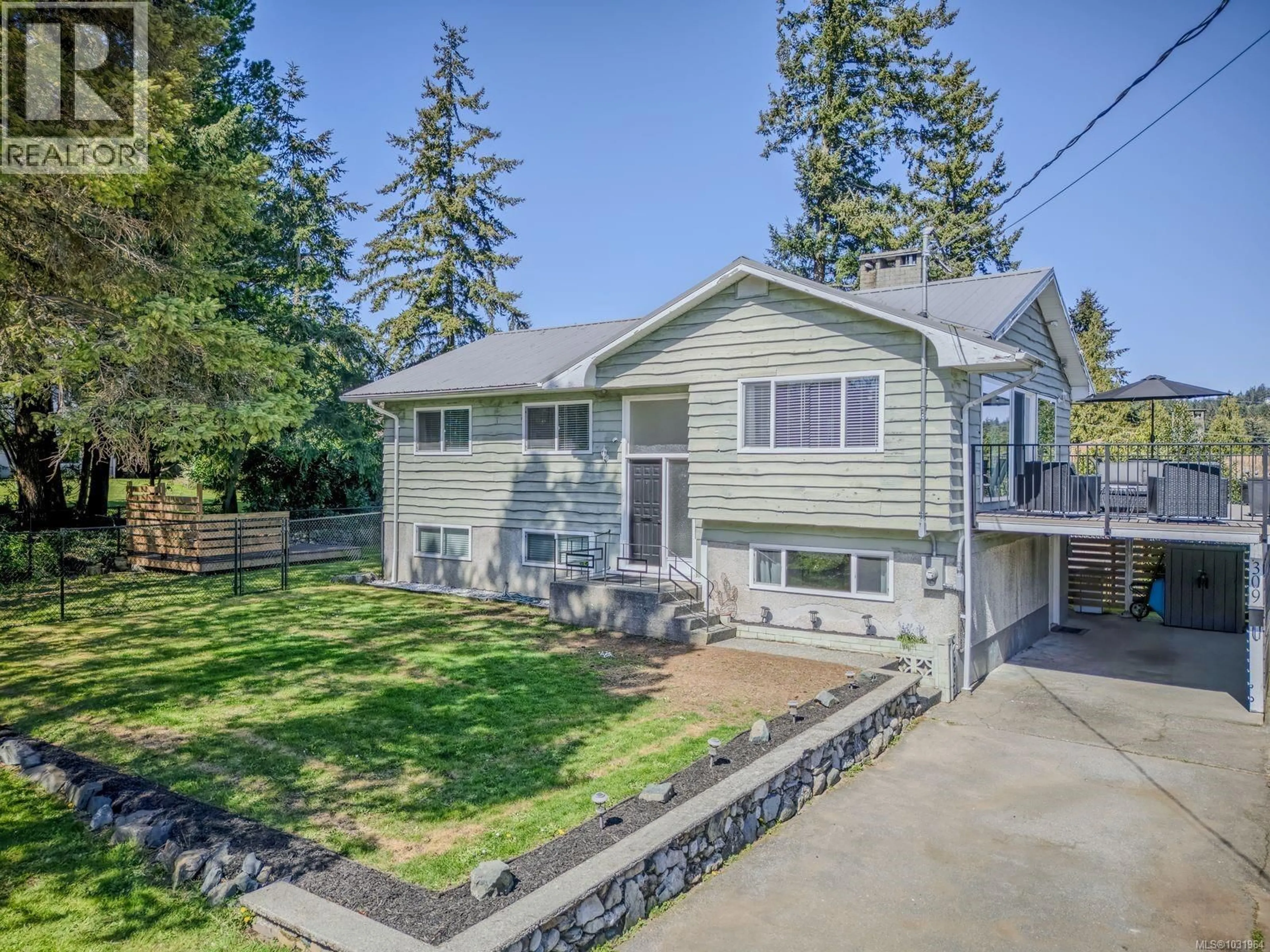 A pic from outside/outdoor area/front of a property/back of a property/a pic from drone, street for 309 PUTTER PLACE, Nanaimo British Columbia V9T1V2