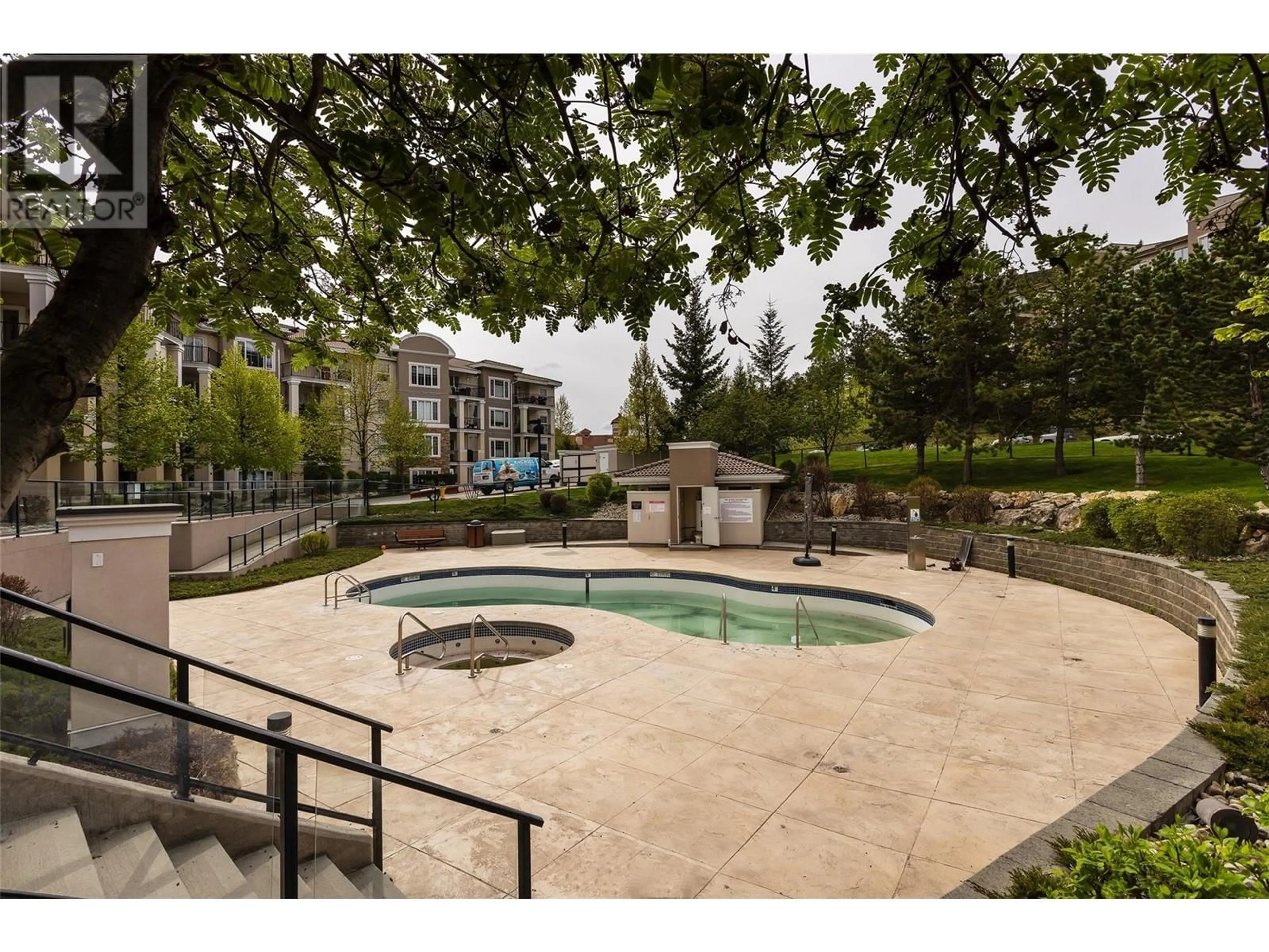 Indoor or outdoor pool for 3168 Via Centrale Road Unit# 1105, Kelowna British Columbia V1V2R6