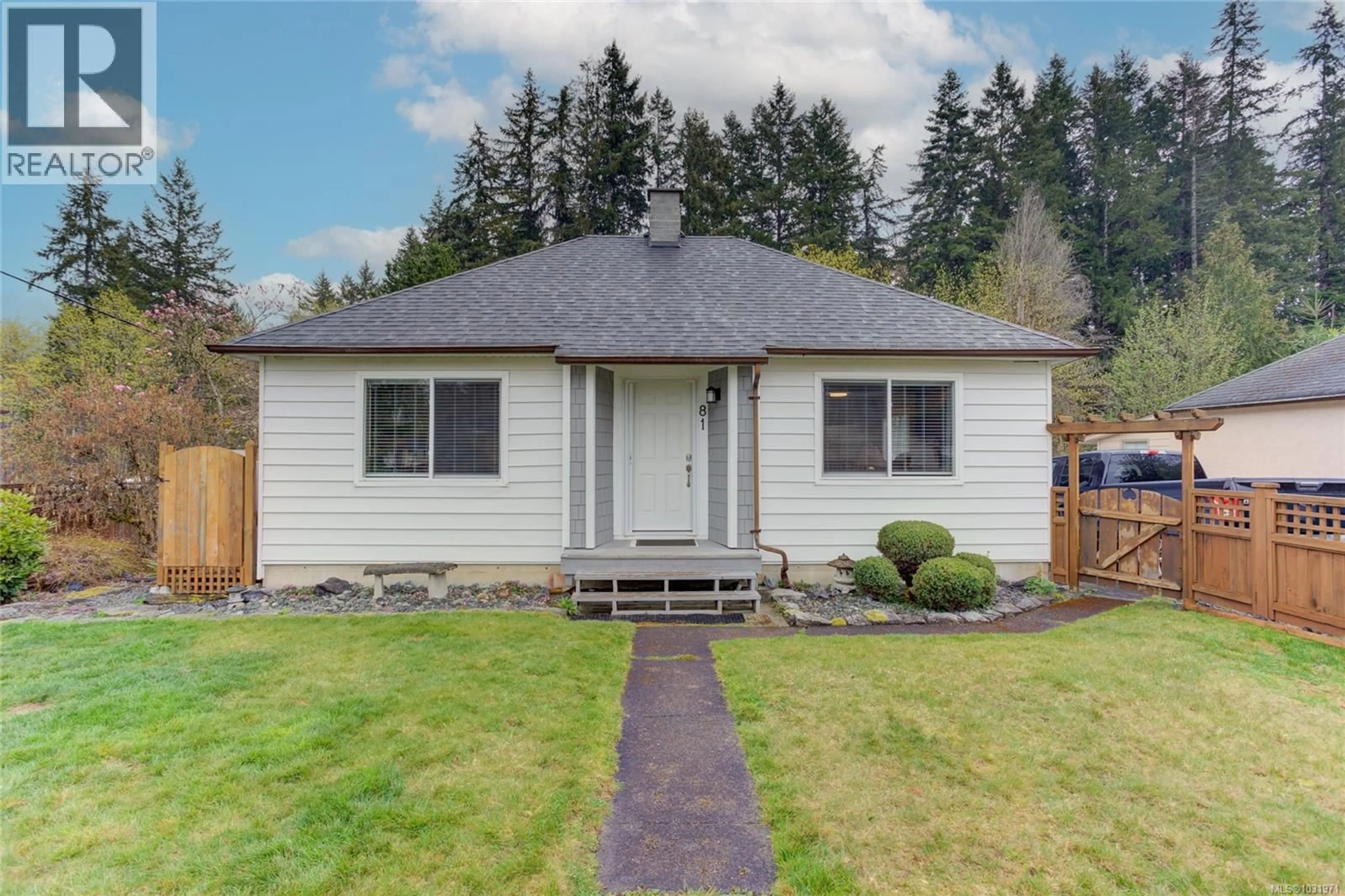 Home with vinyl exterior material, street for 81 LARCH STREET, Lake Cowichan British Columbia V0R2G0