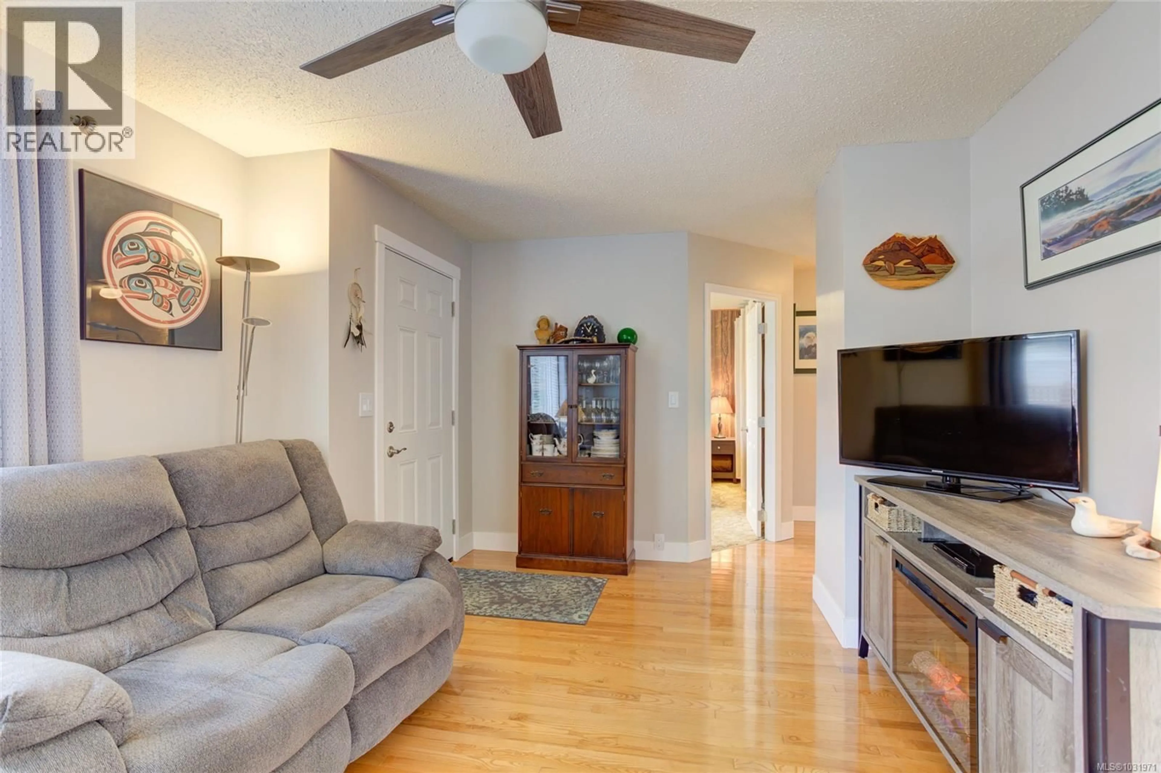 Living room with furniture, unknown for 81 LARCH STREET, Lake Cowichan British Columbia V0R2G0