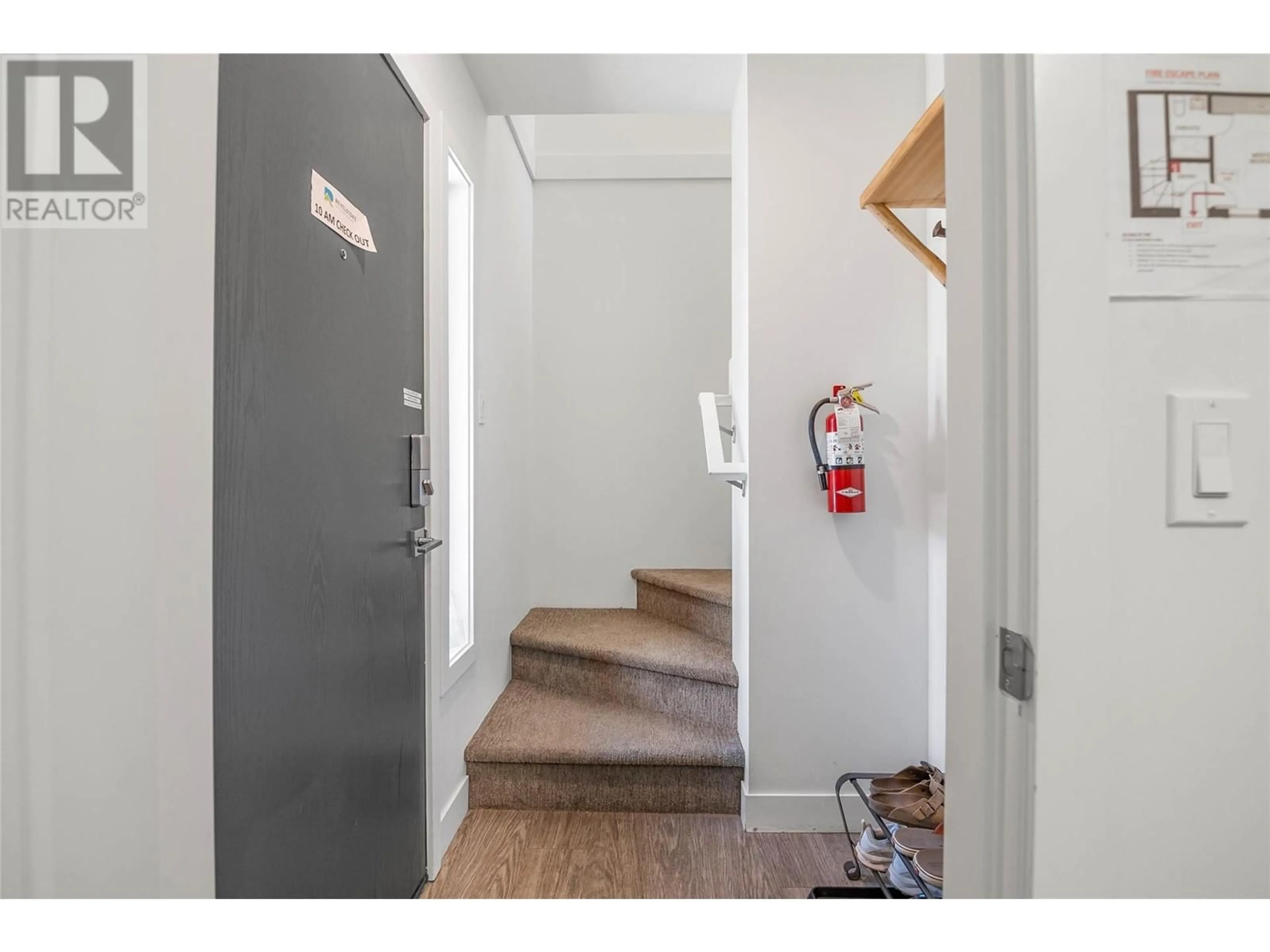 Indoor entryway, wood floors for 1901 Nels Nelsen Crescent Unit# 4204, Revelstoke British Columbia V0E2S3