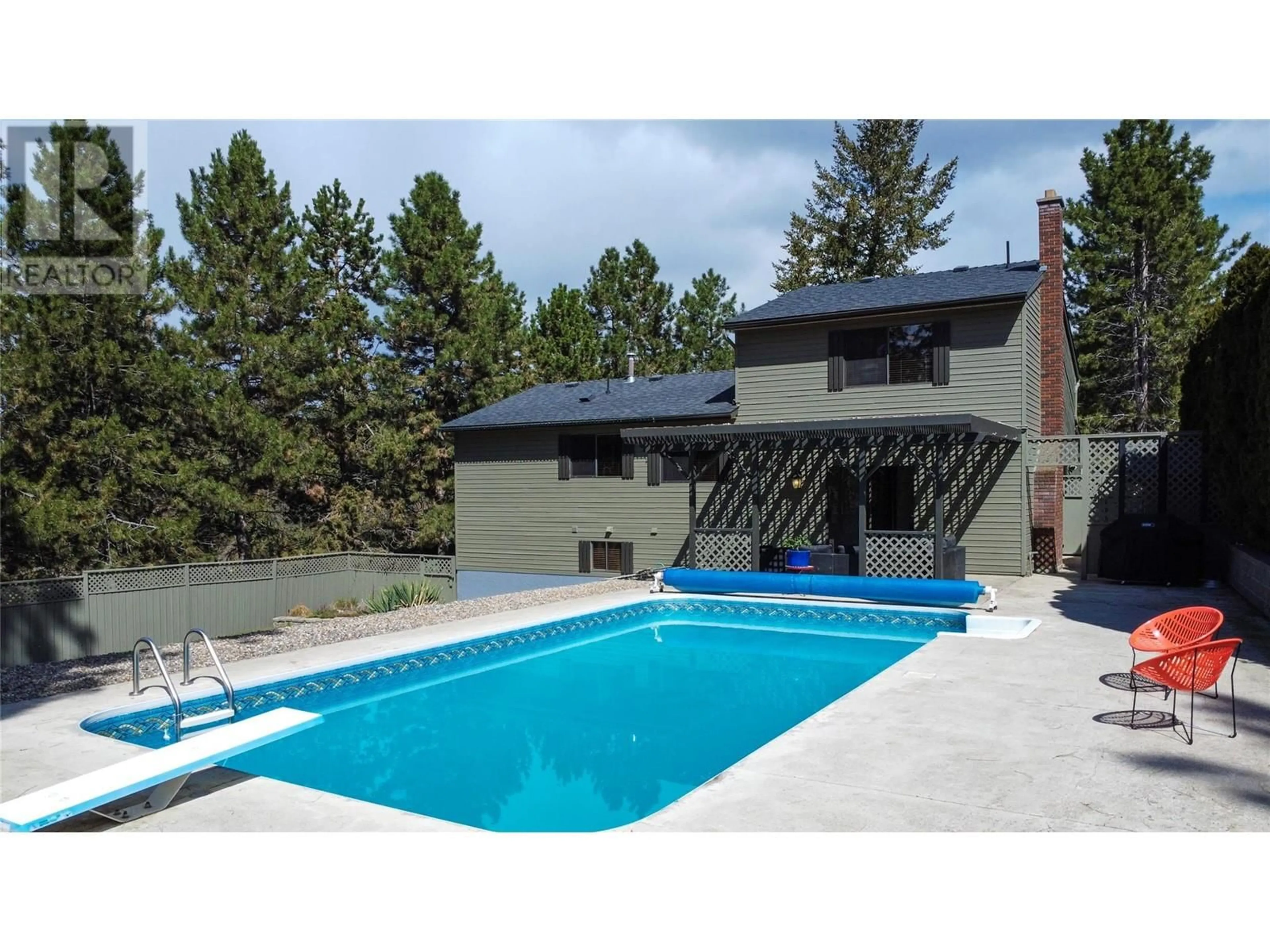 Indoor or outdoor pool for 3999 Eastwood Court, Kelowna British Columbia V1W4E8
