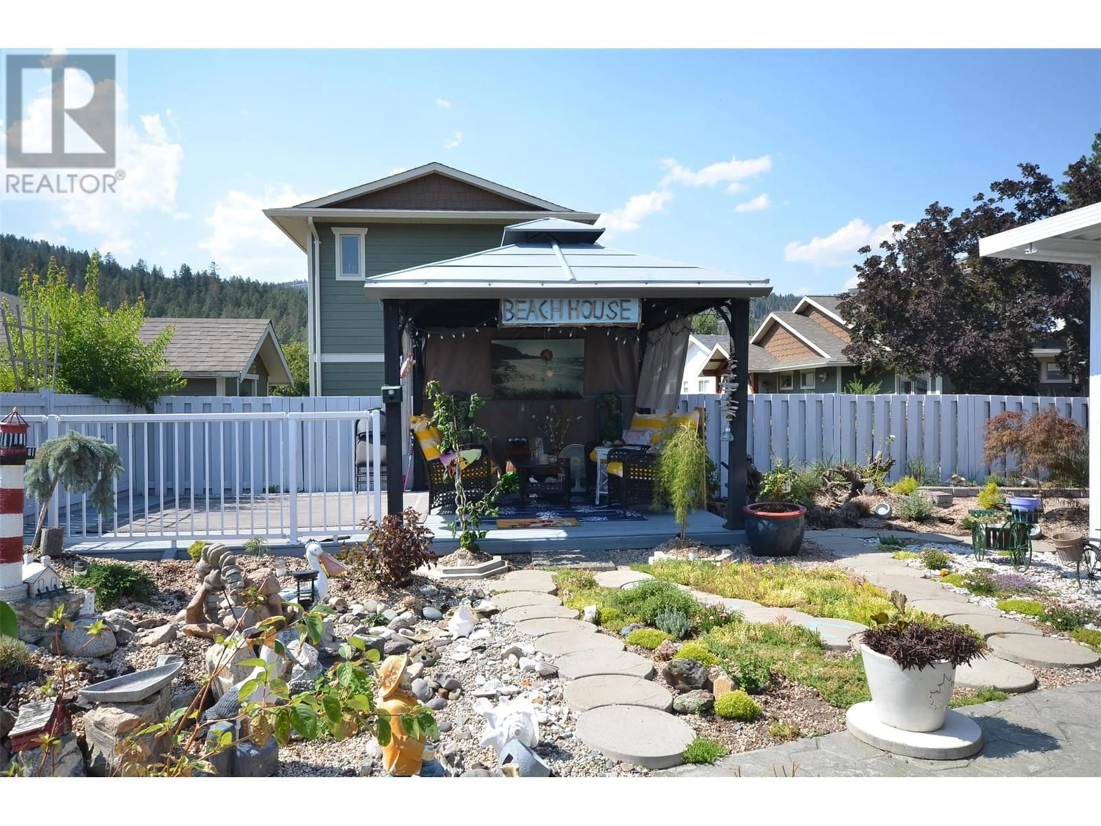 Frontside or backside of a home for 606 Nighthawk Avenue, Vernon British Columbia V1H2A1