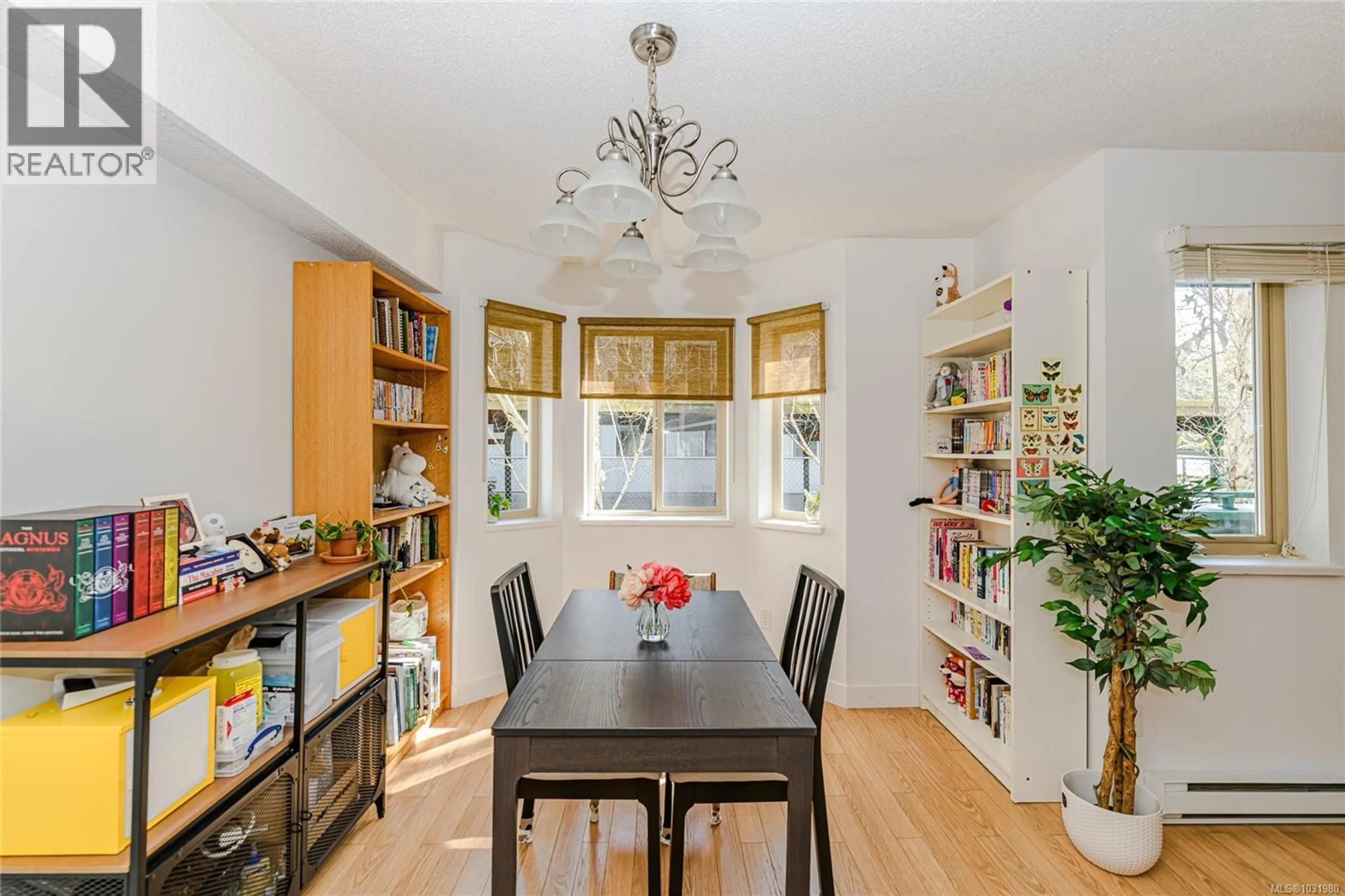 Dining room, wood/laminate floor for 206 - 1270 JOHNSON STREET, Victoria British Columbia V8V3P1