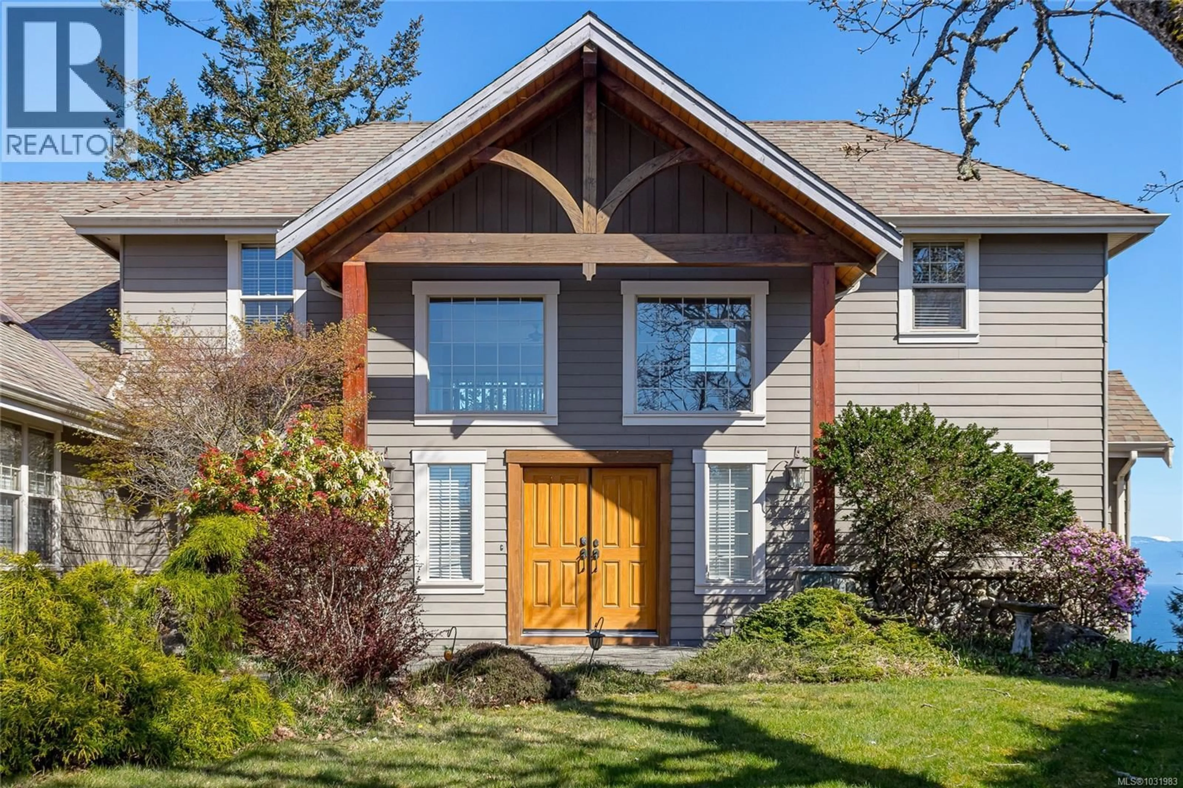 Home with vinyl exterior material, street for 408 BELMONTE PLACE, Nanaimo British Columbia V9T5A1