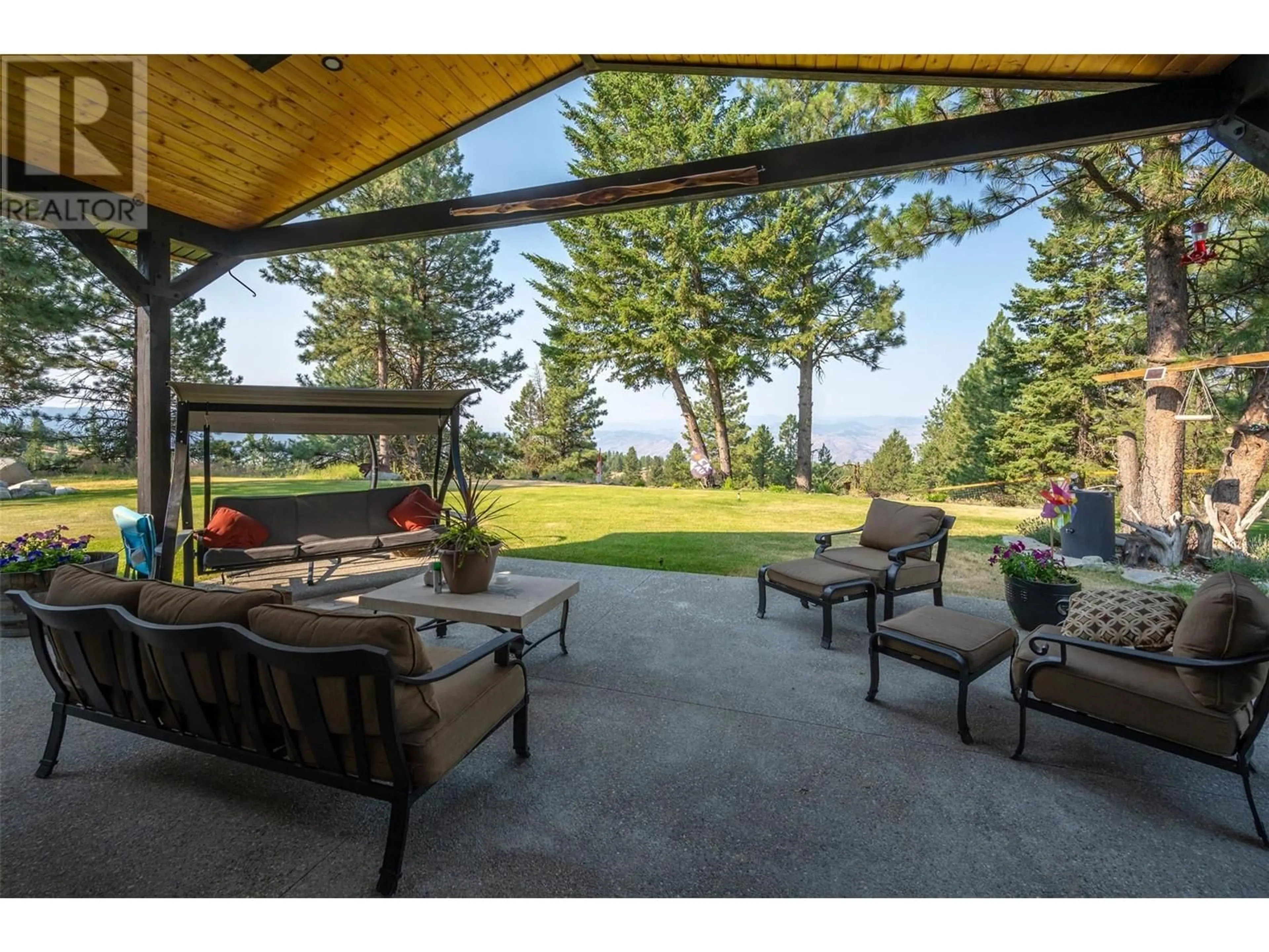 Patio, mountain view for 124 SASQUATCH TRAIL, Osoyoos British Columbia V0H1V6