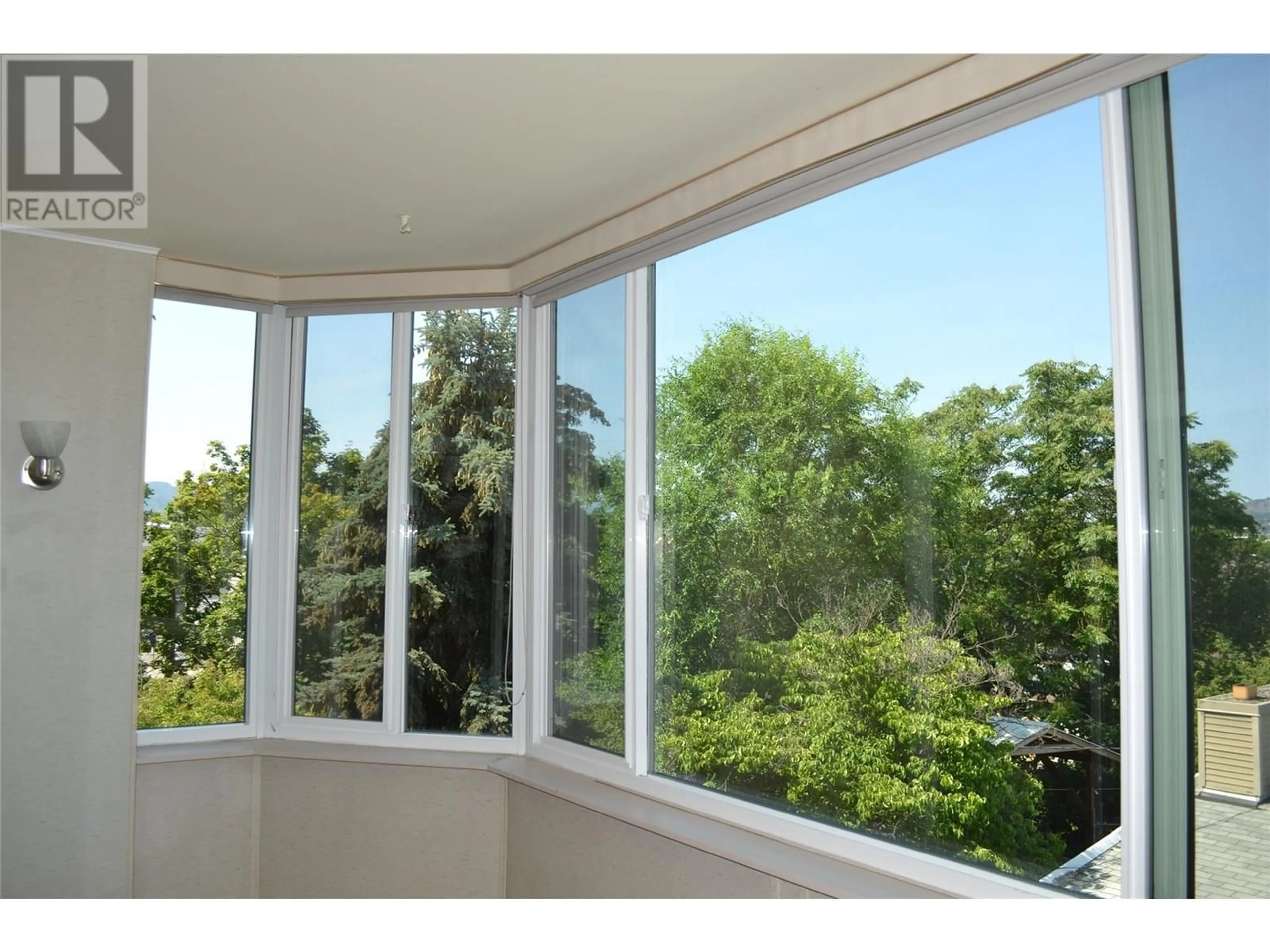 A pic of a room for 204 - 1170 BROOKSIDE AVENUE, Kelowna British Columbia V1Y5T4