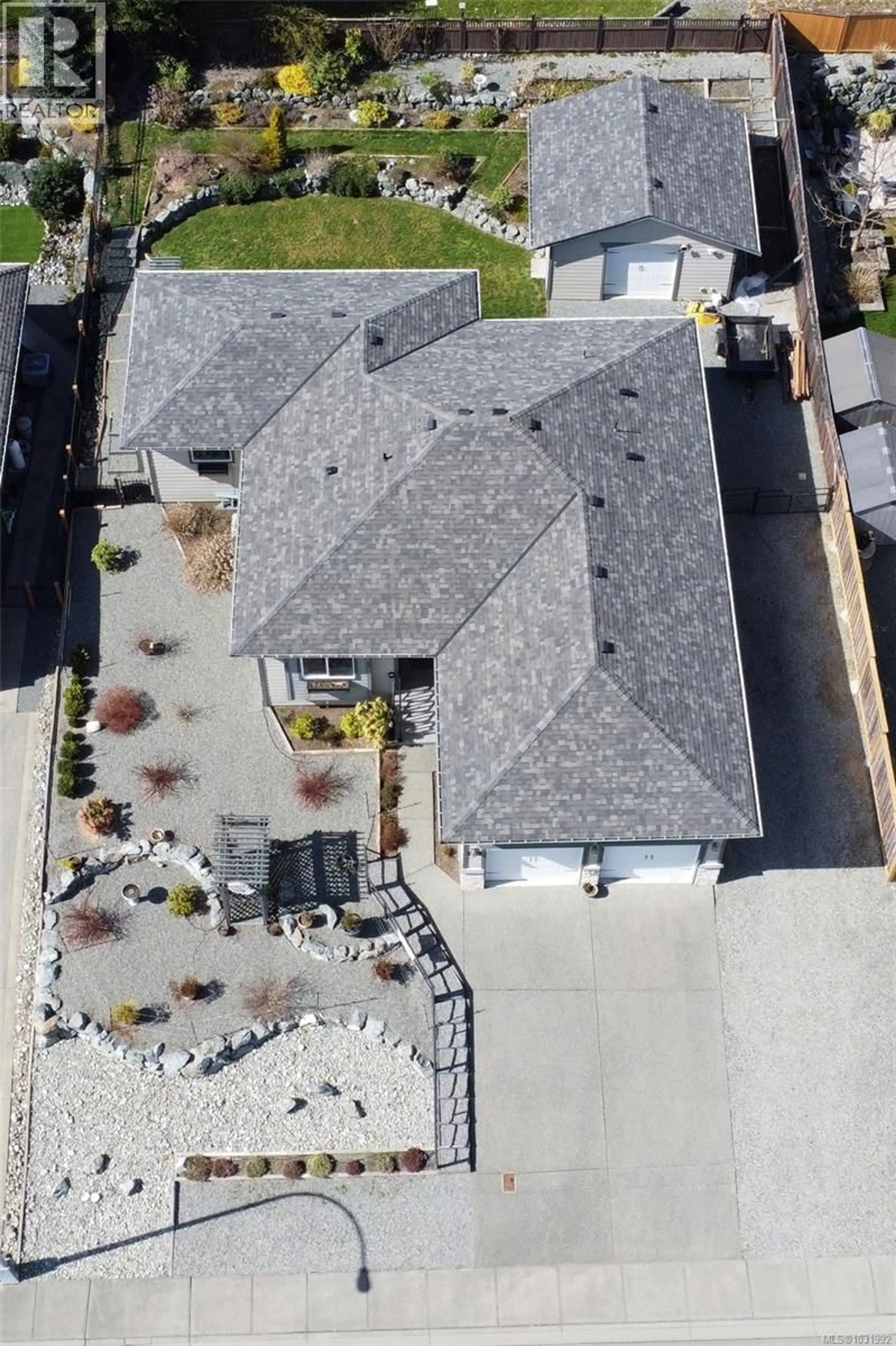 A pic from outside/outdoor area/front of a property/back of a property/a pic from drone, street for 434 MOUNTAIN VIEW DRIVE, Lake Cowichan British Columbia V0R2G1