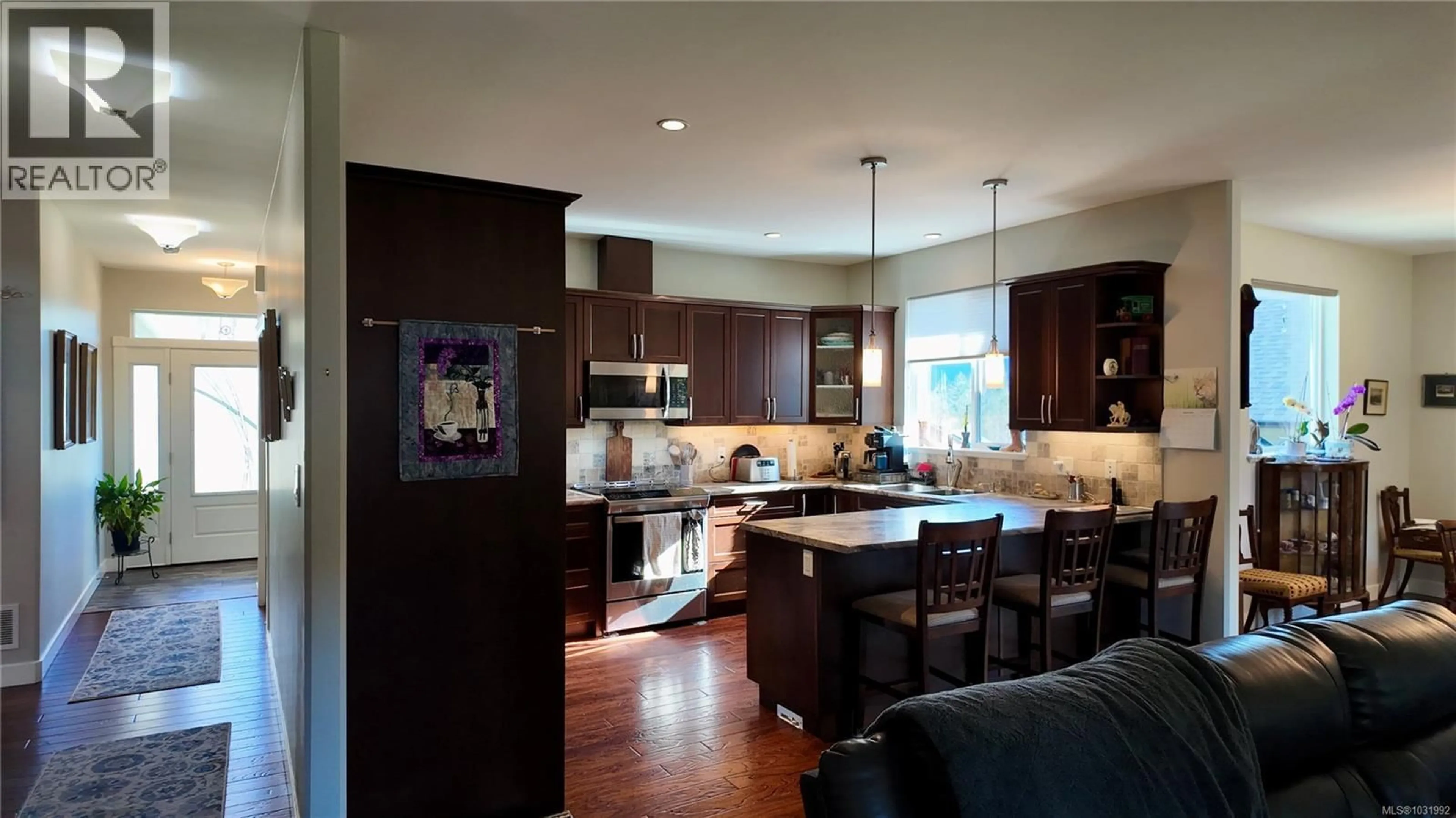 Open concept kitchen, unknown for 434 MOUNTAIN VIEW DRIVE, Lake Cowichan British Columbia V0R2G1