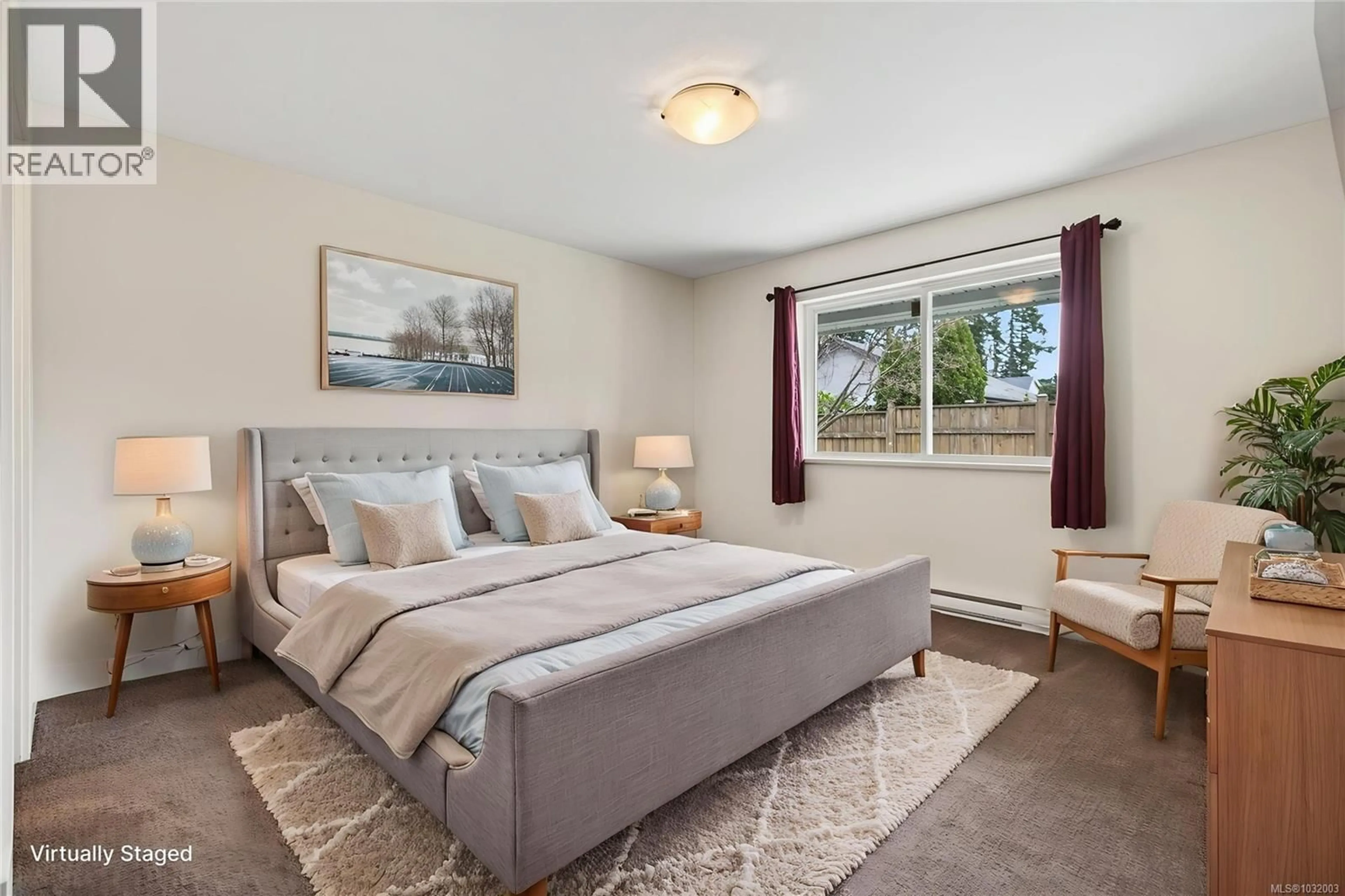 Bedroom with bed, carpet floor for 8 - 3400 CONISTON CRESCENT, Cumberland British Columbia V0R1S0