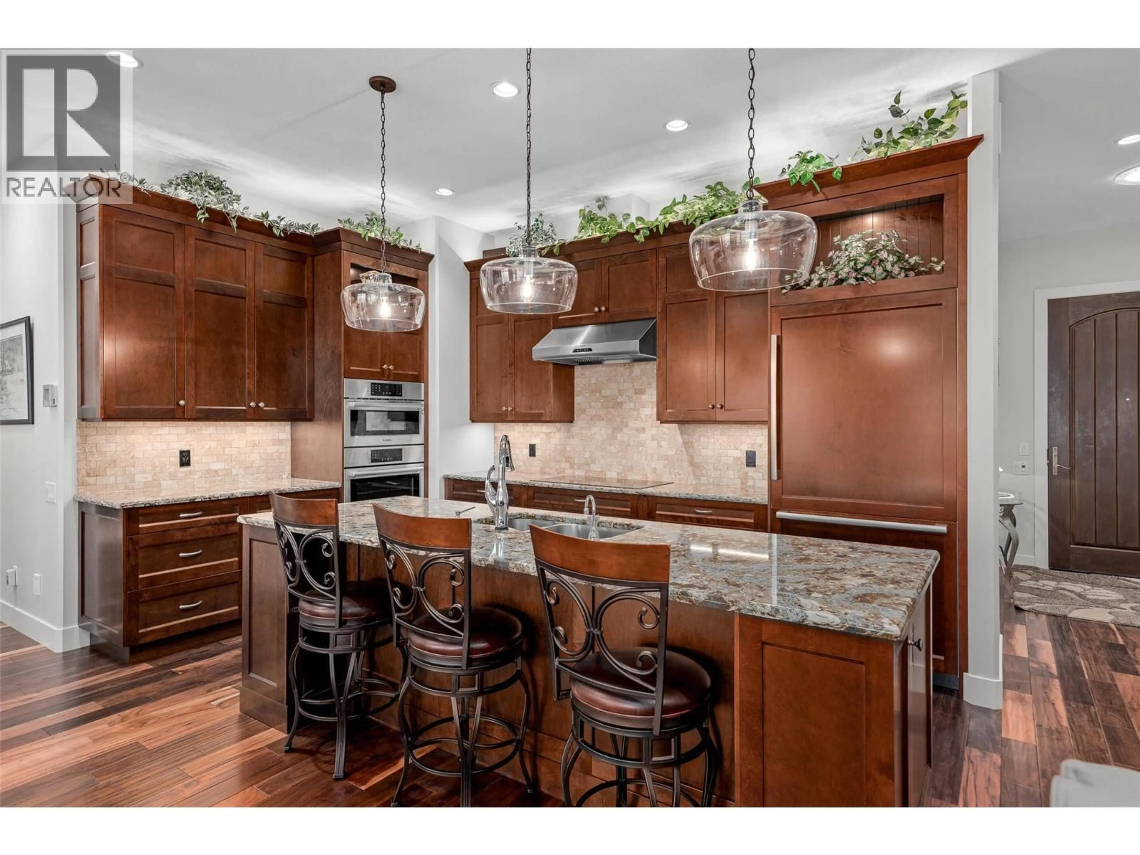 Open concept kitchen, unknown for 1824 TOWER RANCH BOULEVARD, Kelowna British Columbia V1P1R1