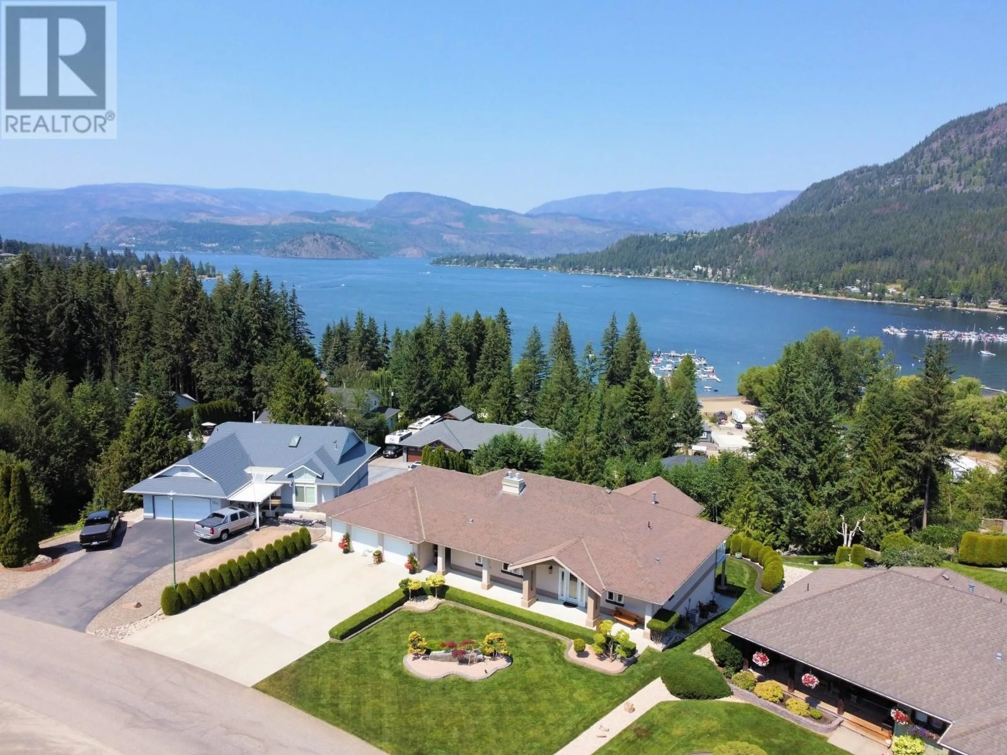 A pic from outside/outdoor area/front of a property/back of a property/a pic from drone, water/lake/river/ocean view for 2675 DOEBERT ROAD, Blind Bay British Columbia V0E1H1