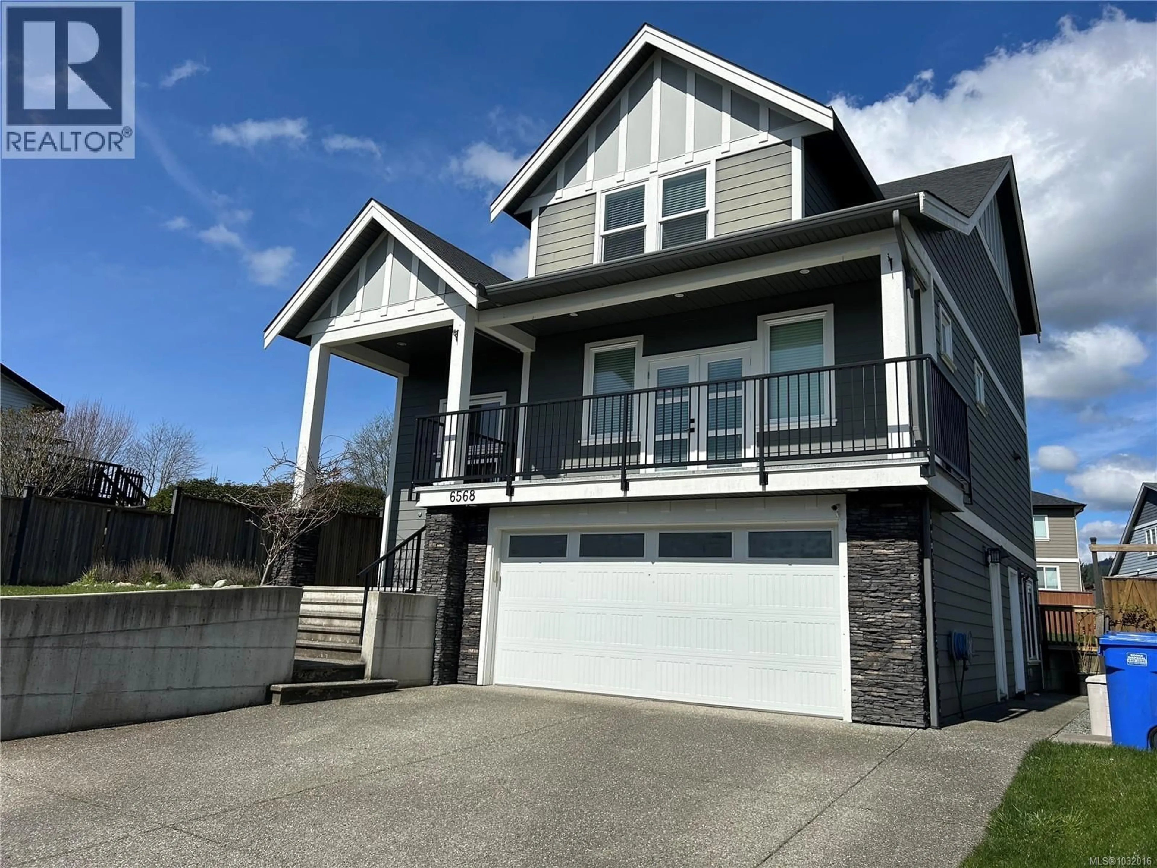 Home with vinyl exterior material, street for 6568 FELDERHOF ROAD, Sooke British Columbia V9Z0V8