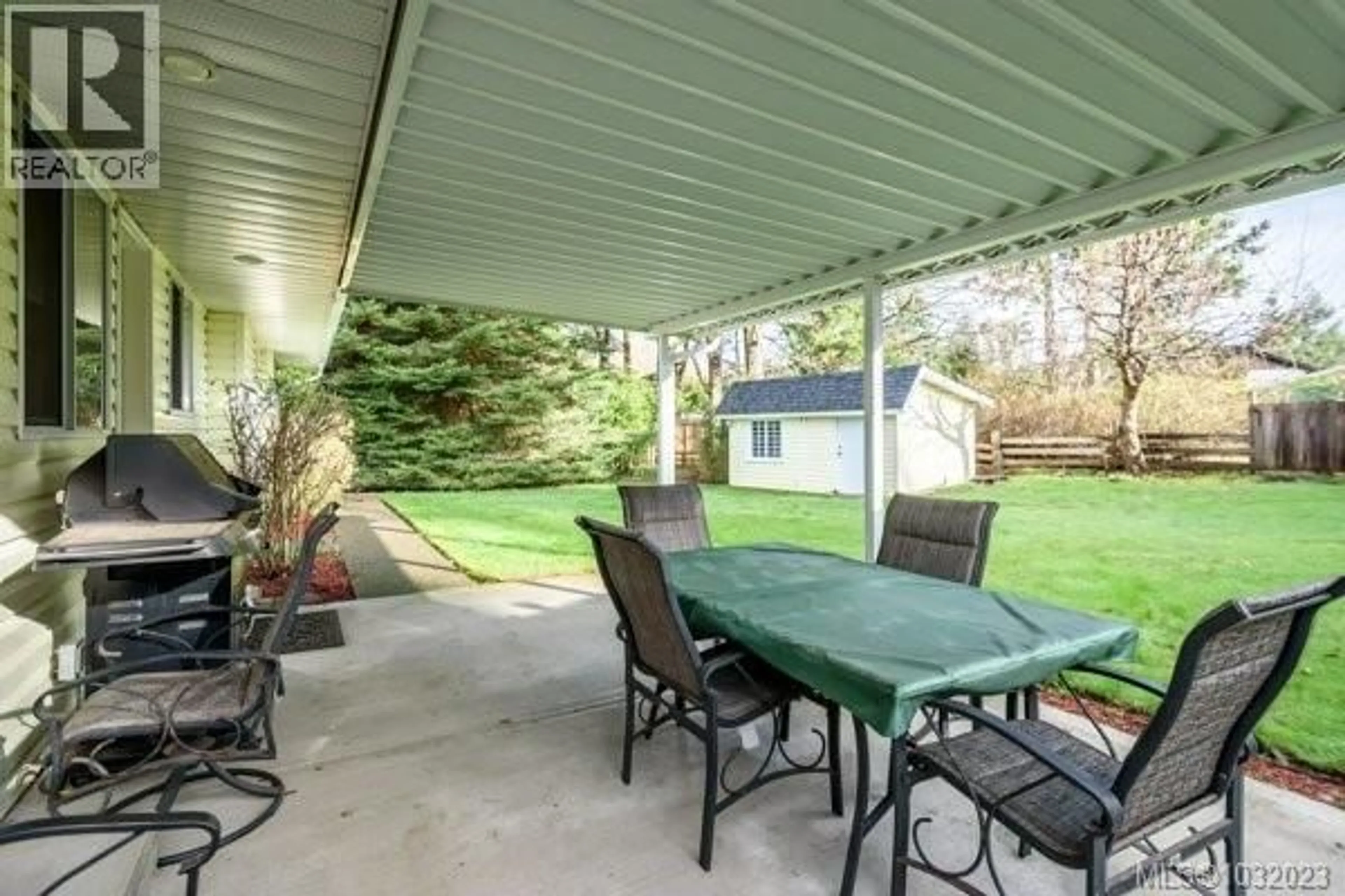 Patio, unknown for 4994 ADRIAN ROAD, Courtenay British Columbia V9N6T8