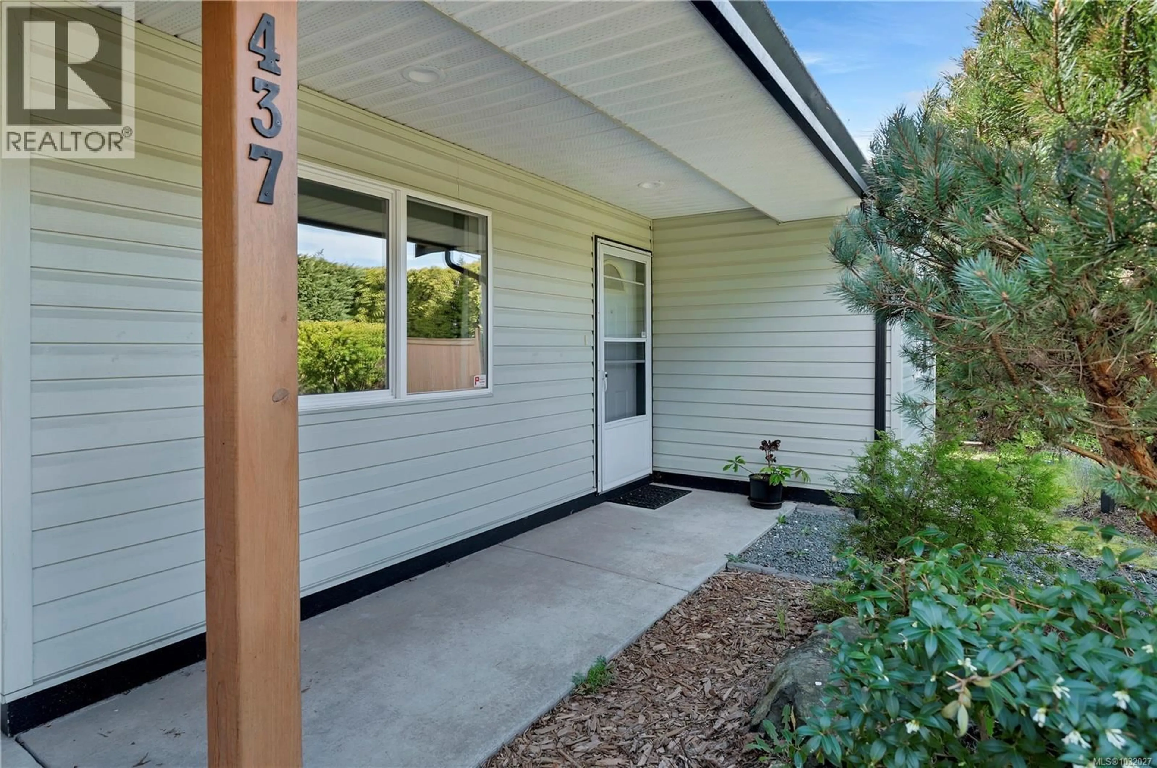 Unknown for 437 ROCKLAND ROAD, Campbell River British Columbia V9W1N7