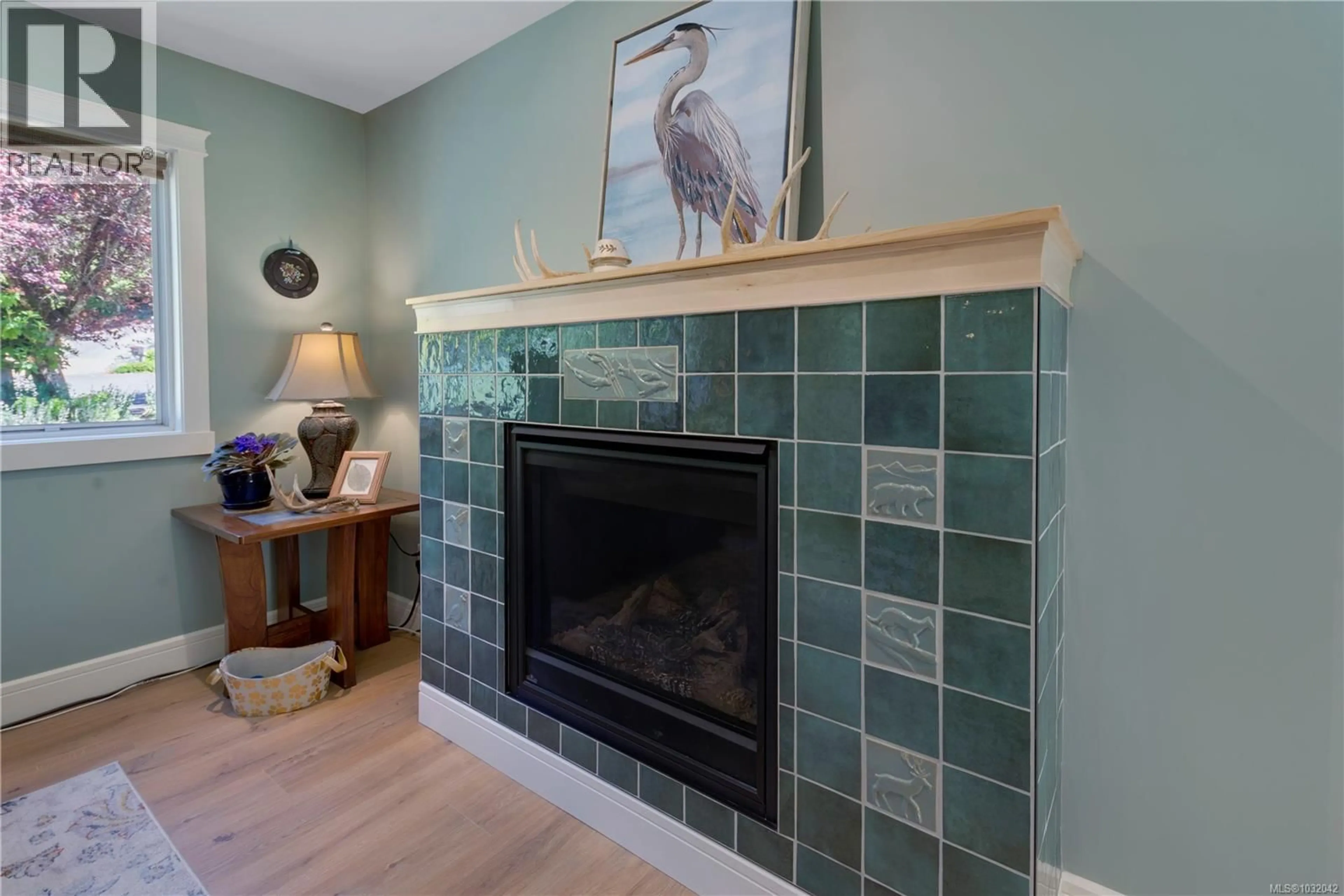 Living room with furniture, ceramic/tile floor for 3415 ALLISON WAY, Nanaimo British Columbia V9T5L4