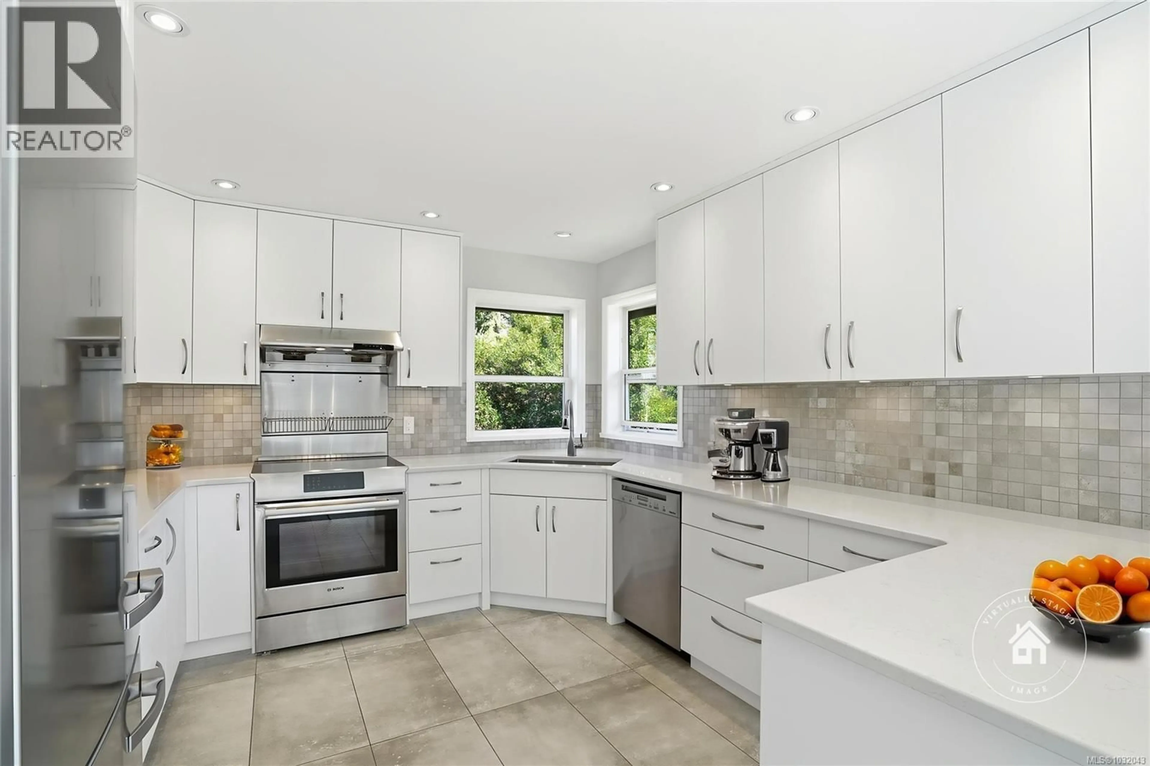 Open concept kitchen, ceramic/tile floor for 3370 REDDEN ROAD, Nanoose Bay British Columbia V9P9H4