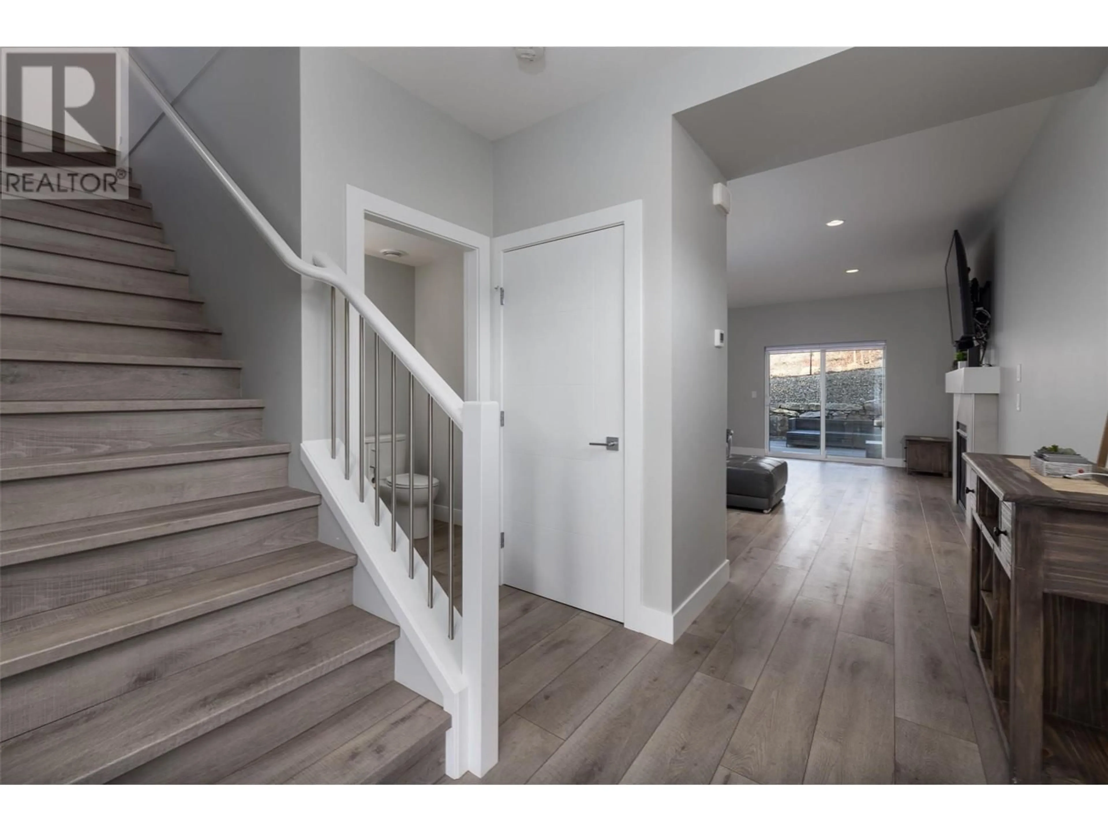 Indoor entryway for 2360 Hawks Boulevard, West Kelowna British Columbia V4T0A7