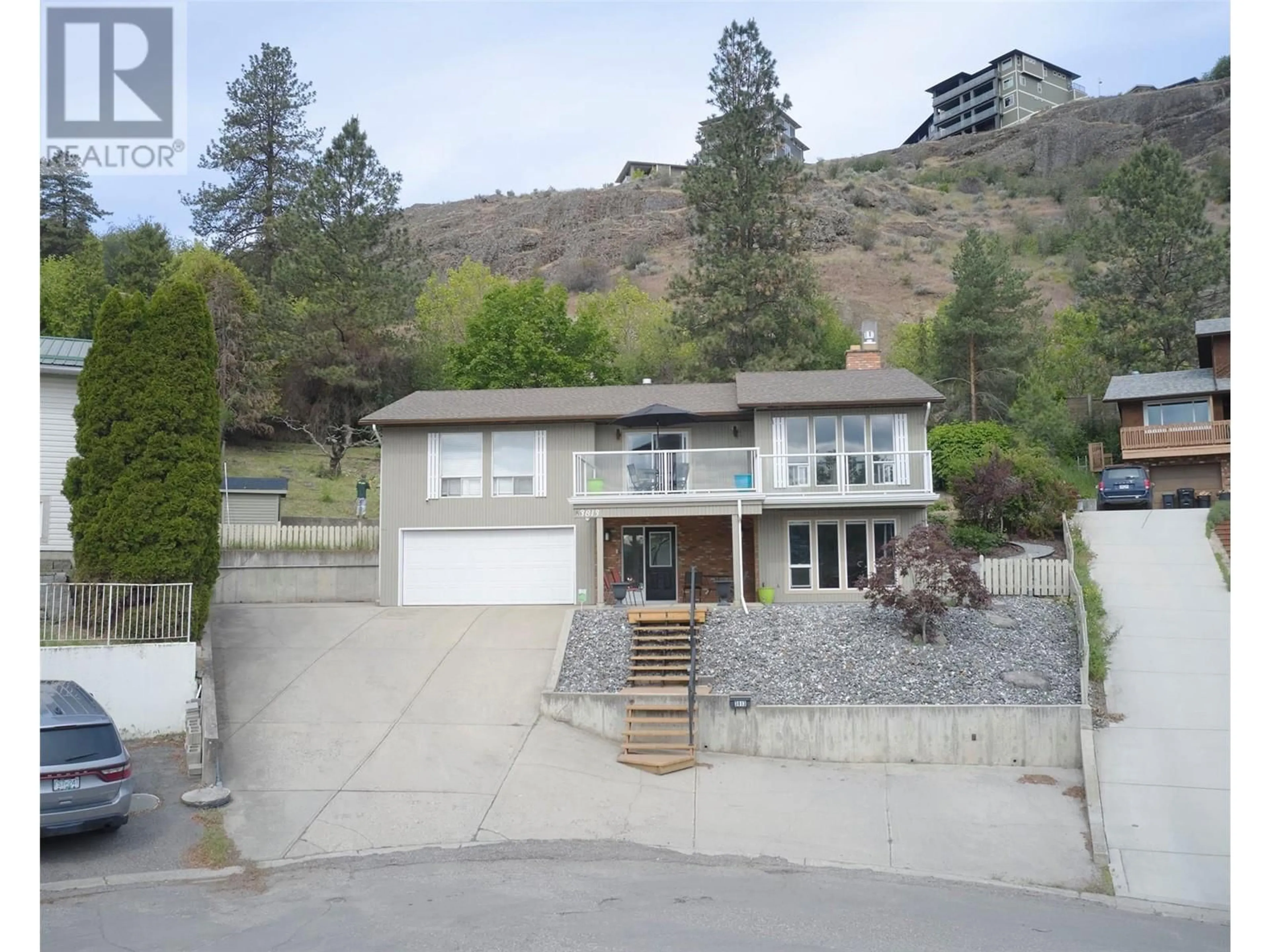 Frontside or backside of a home for 3813 Hawksbill Place, Vernon British Columbia V1T7J5